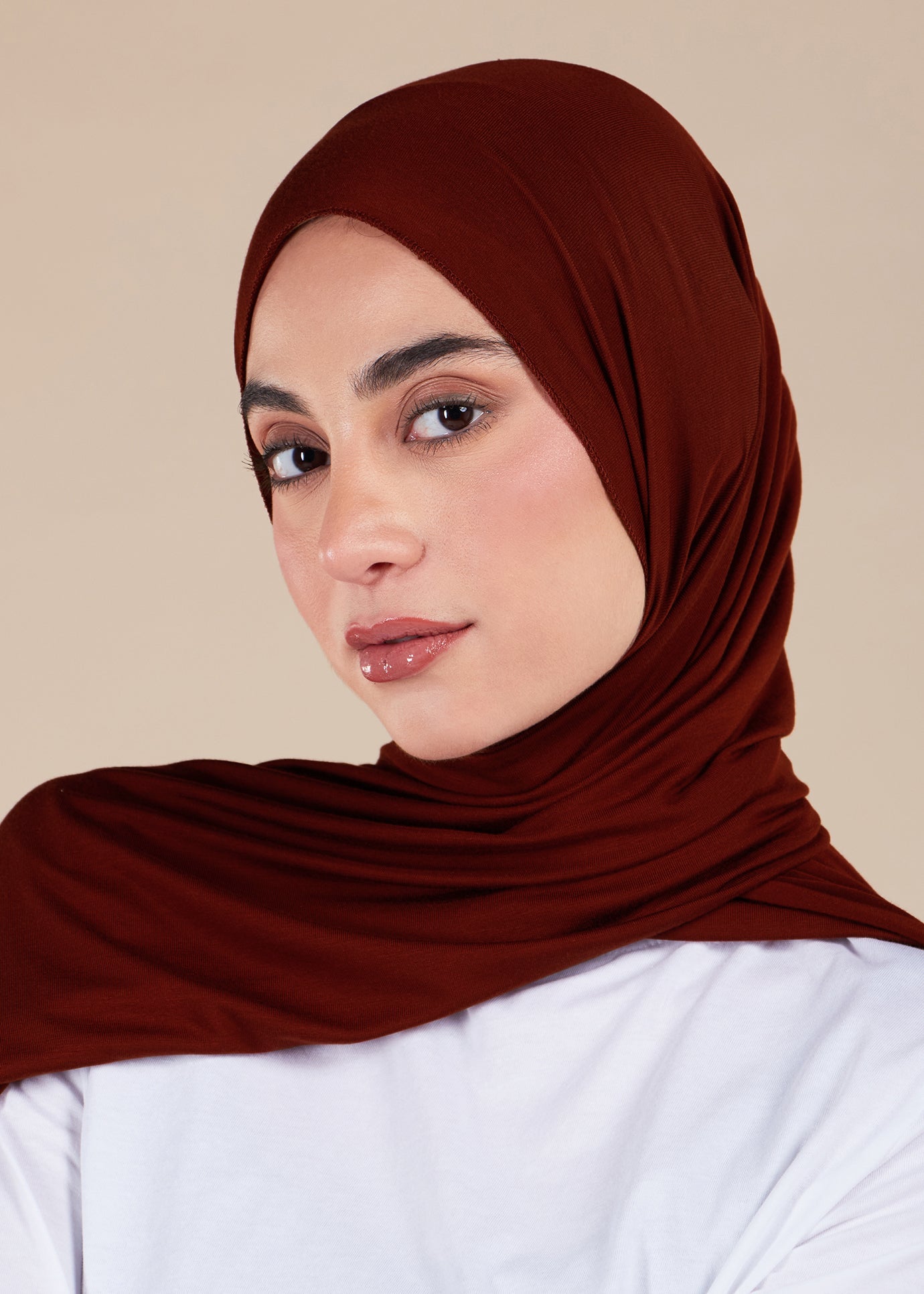 حجاب جيرسي فاخر من الحناء