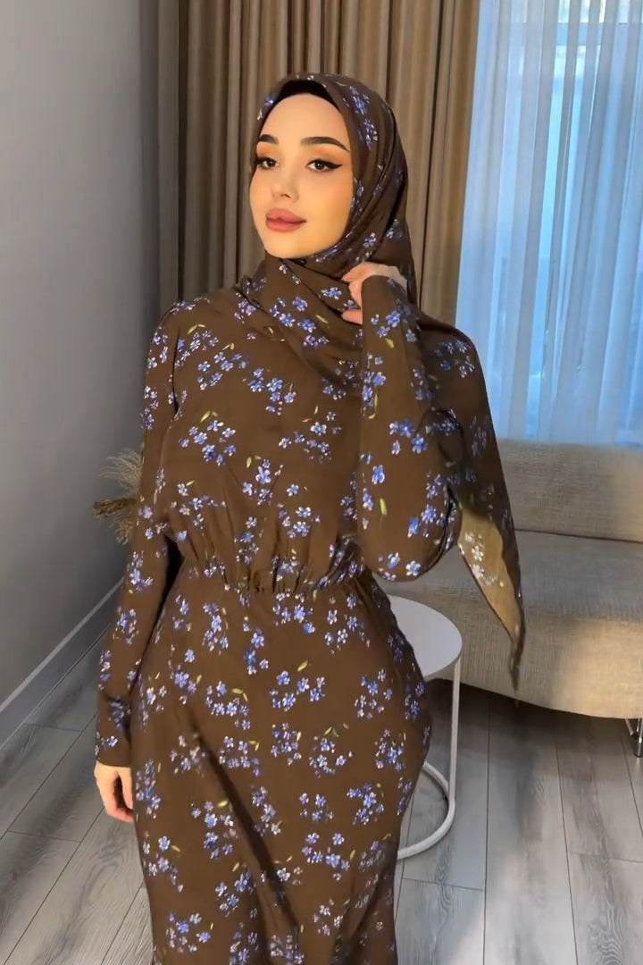 Nur Ditsy Floral Waist Gathered Maxi Dress