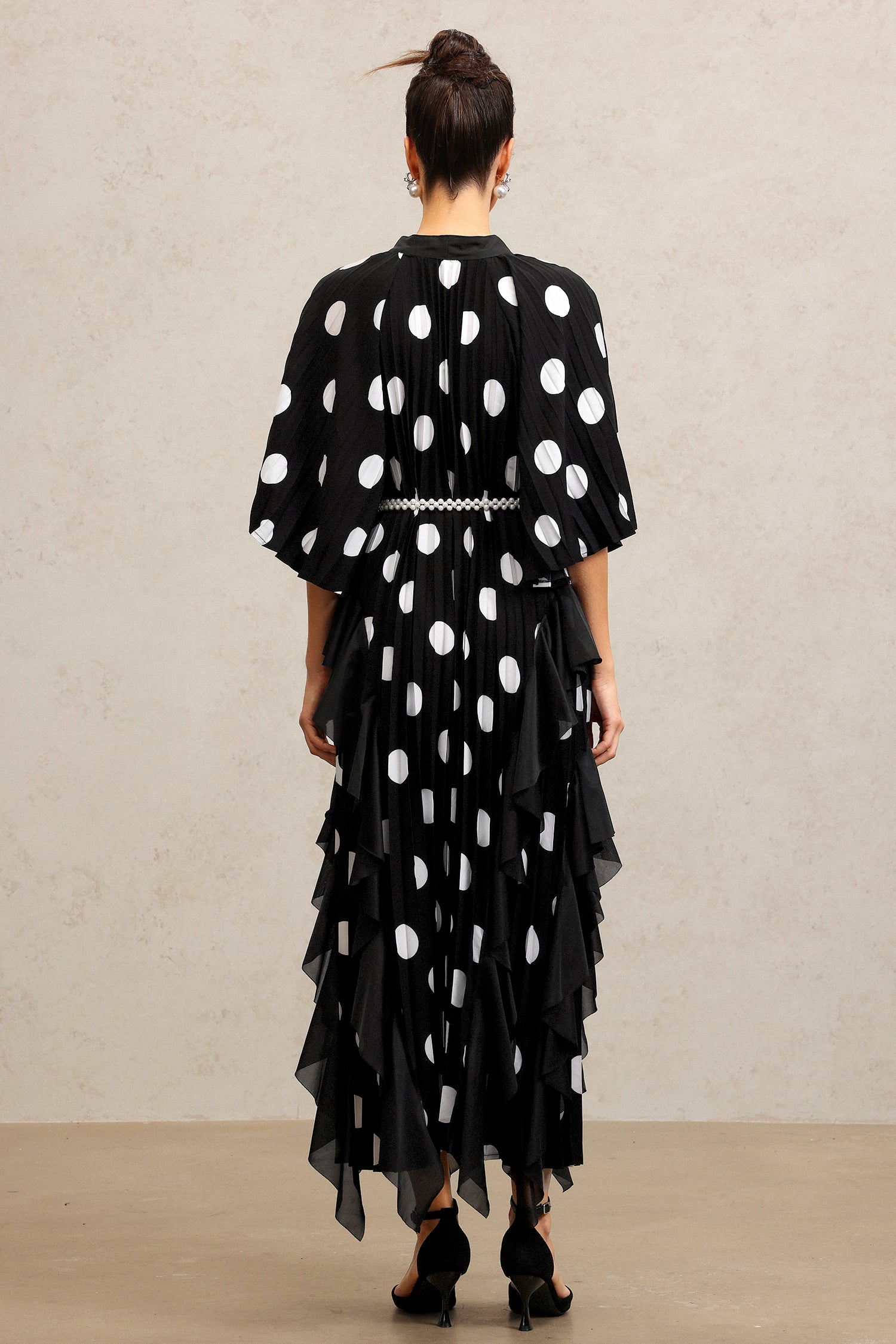 Quanne Short Sleeves Folds Maxi Dress	