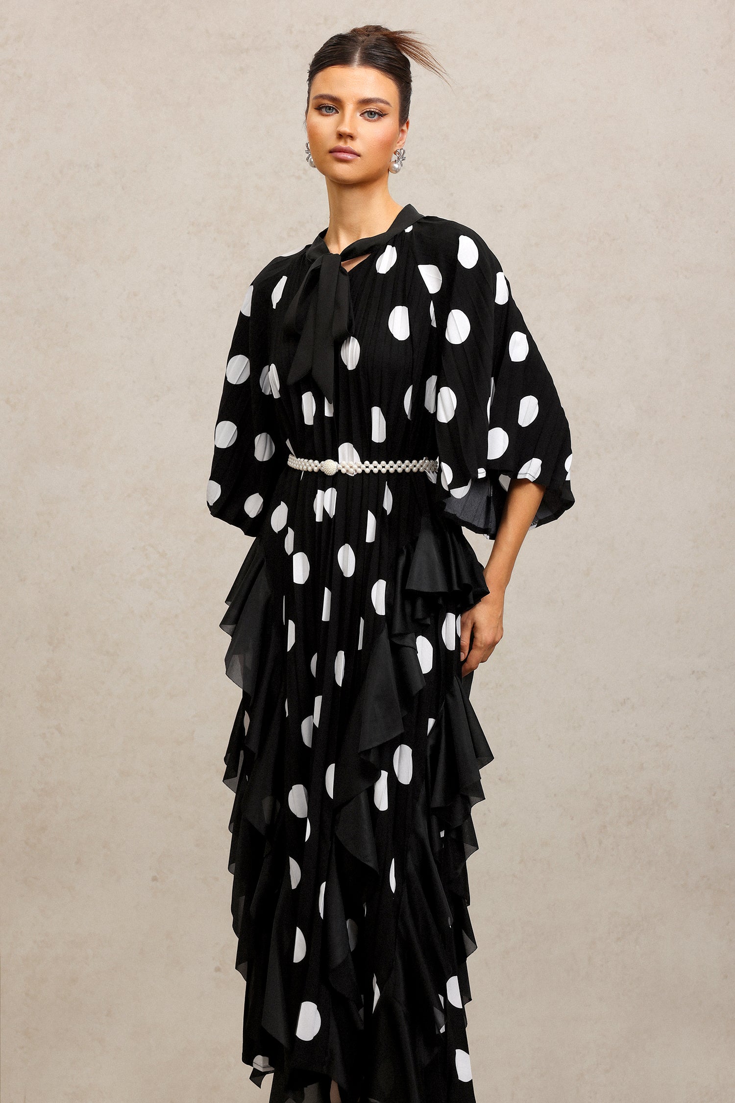 Quanne Short Sleeves Folds Maxi Dress	