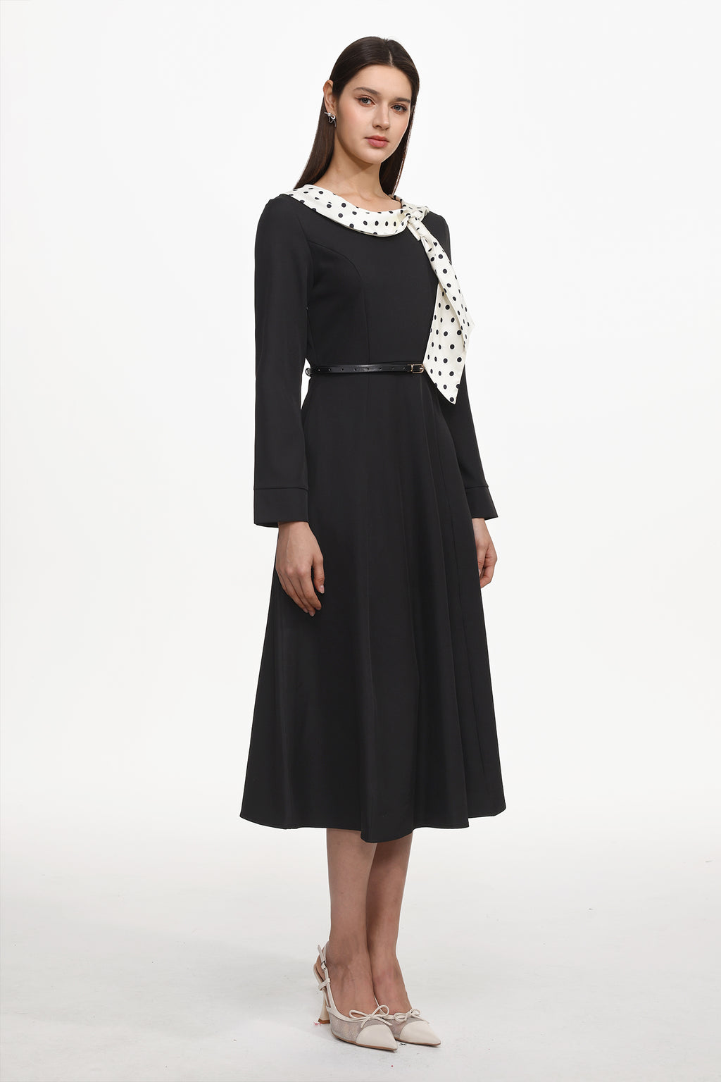 Tikia Vintage Contour Long Sleeve Knit Maxi Dress	