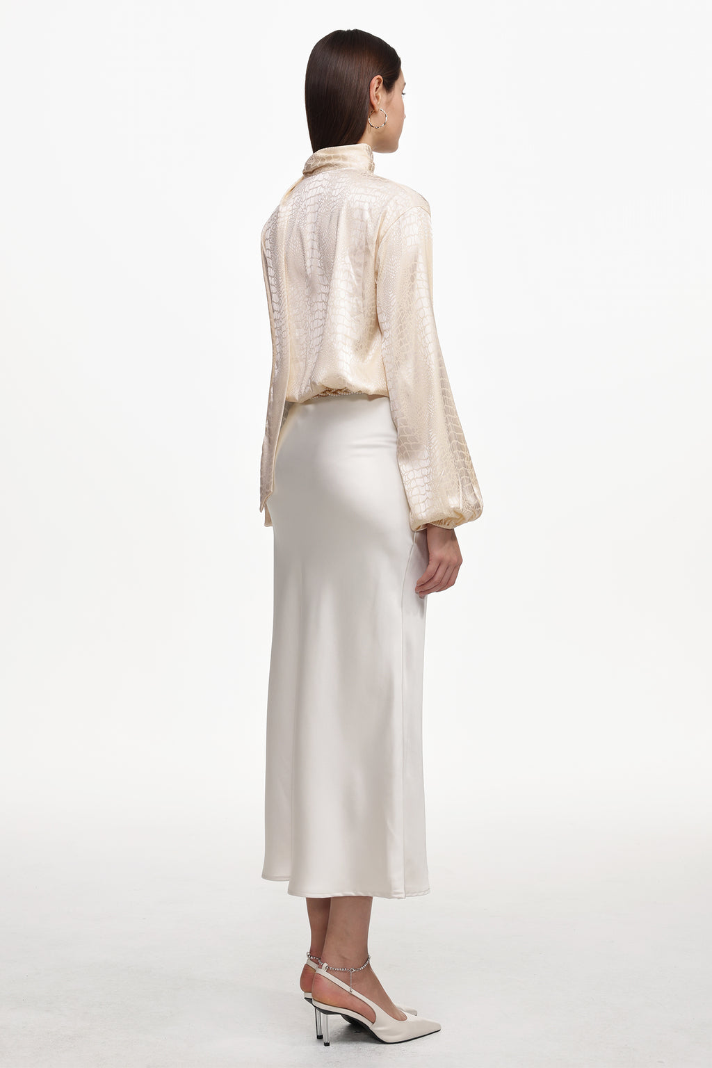 Vivi Elegant Top And Belt Set	