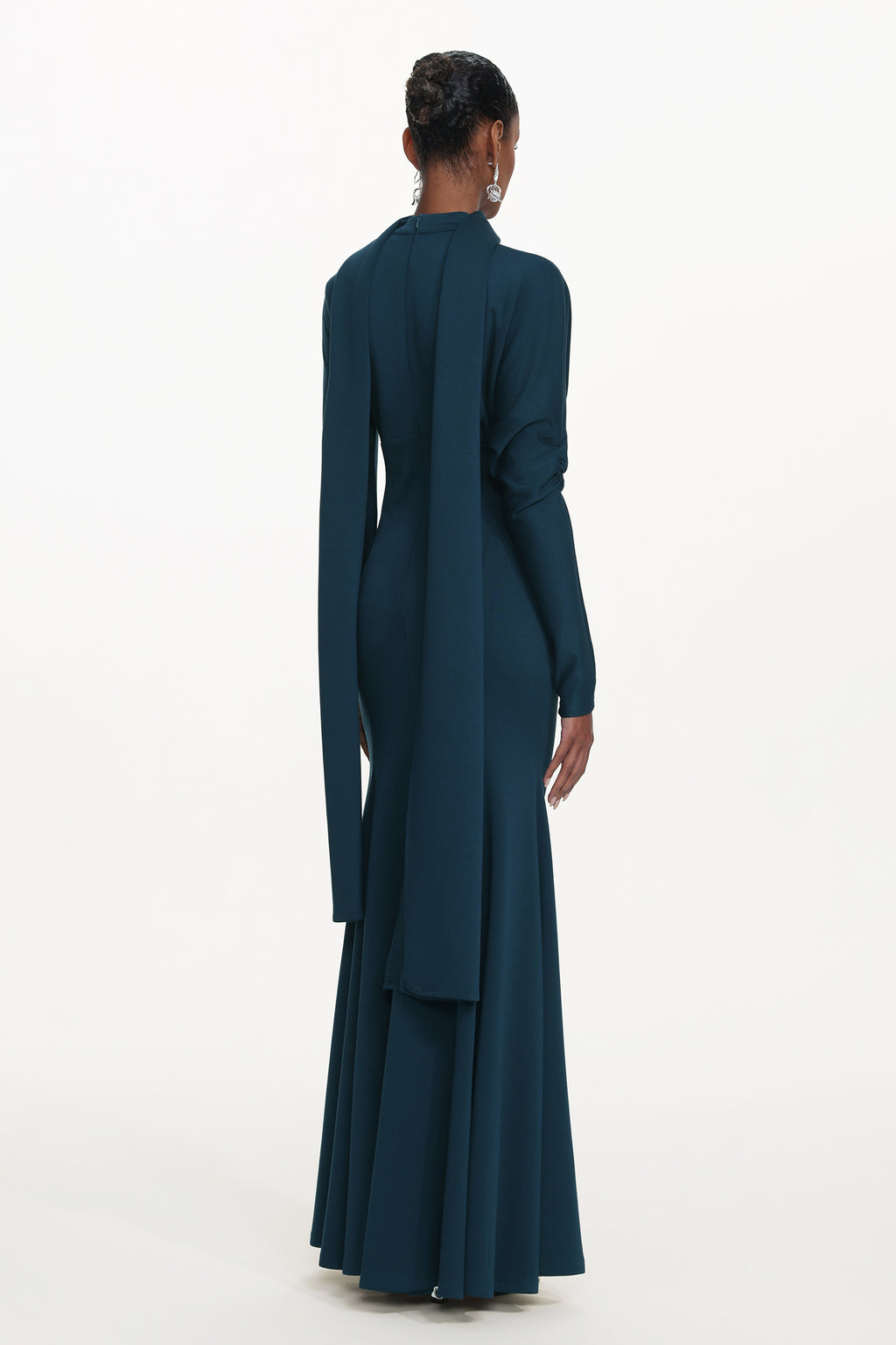 Susa Elegant Contour V Neck Long Sleeve Ruched Knit Maxi Dress	