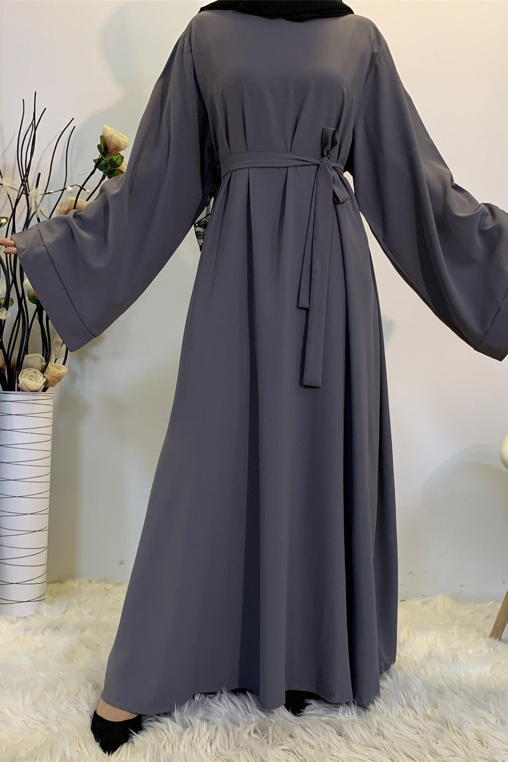فستان محتشم سادة سائل برباط خصر - رمادي