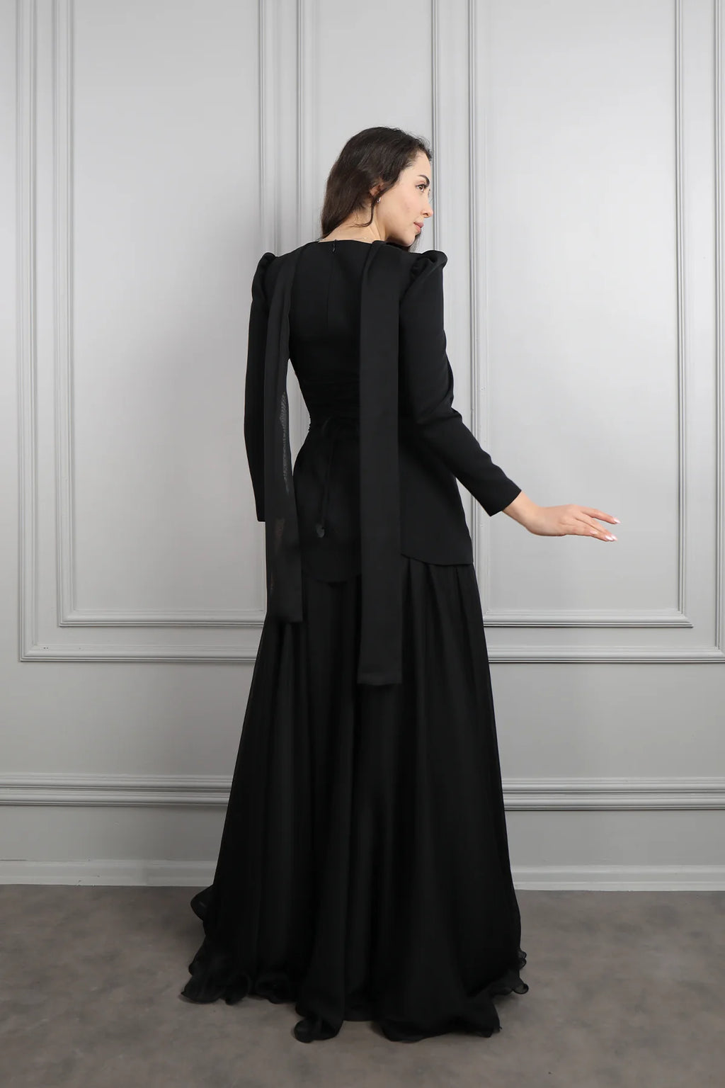 Elif Choker 3D Floral Peplum Maxi Dress-Black