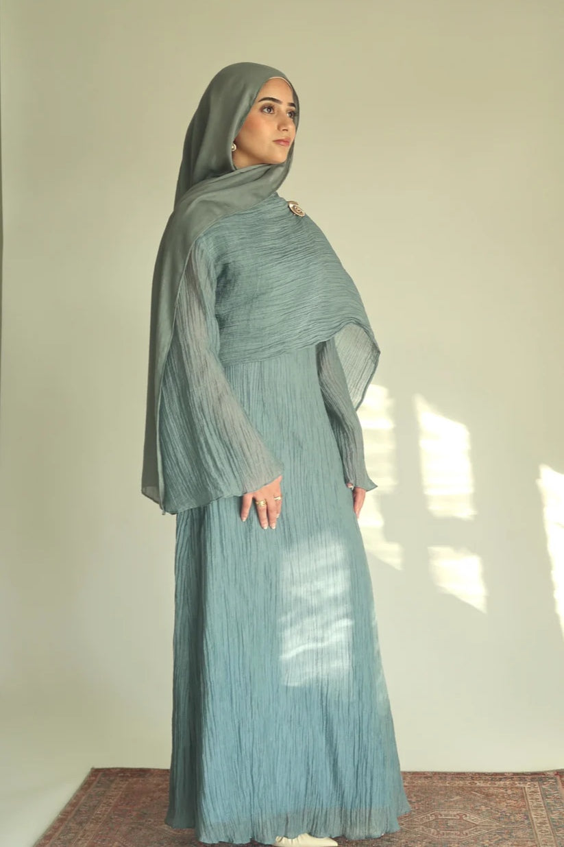 Airy Crinkled Chiffon Modest Dress-Blue