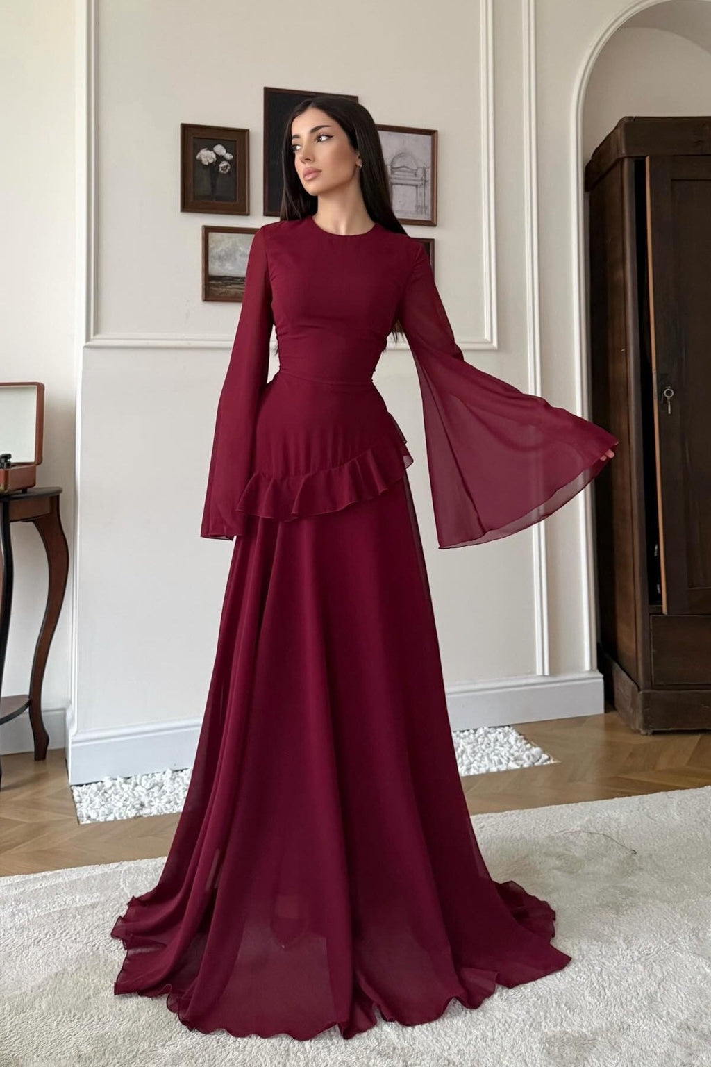 Elegant Luxury Lightweight Long Sleeve Maxi Dress-Red