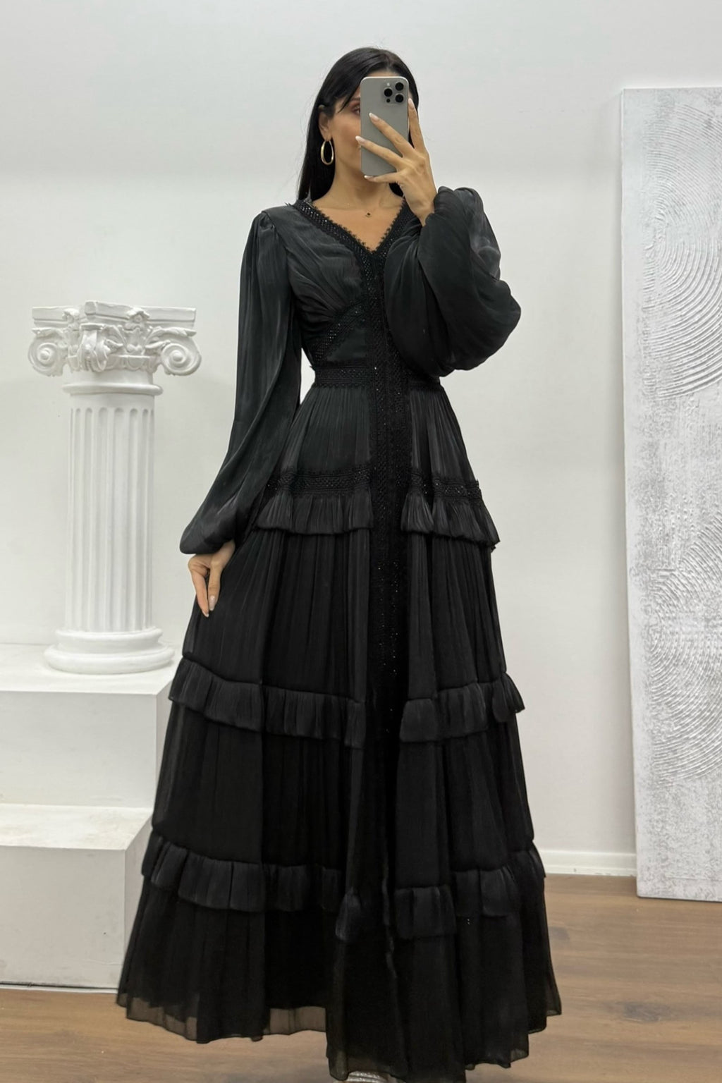 Luxury Rhinestone Embellished V-Neck Lace Patchwork Maxi Dress-Black