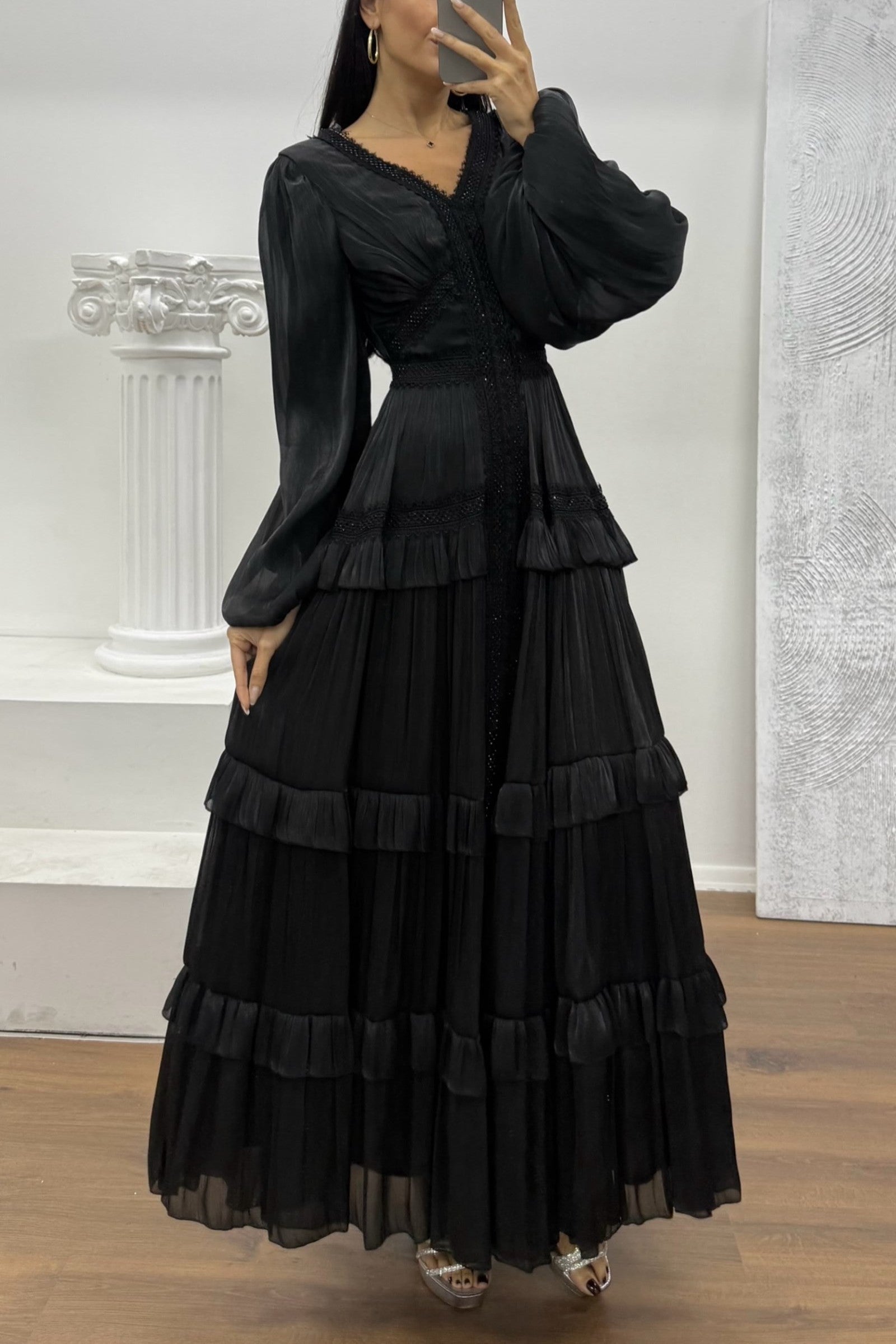 Luxury Rhinestone Embellished V-Neck Lace Patchwork Maxi Dress-Black