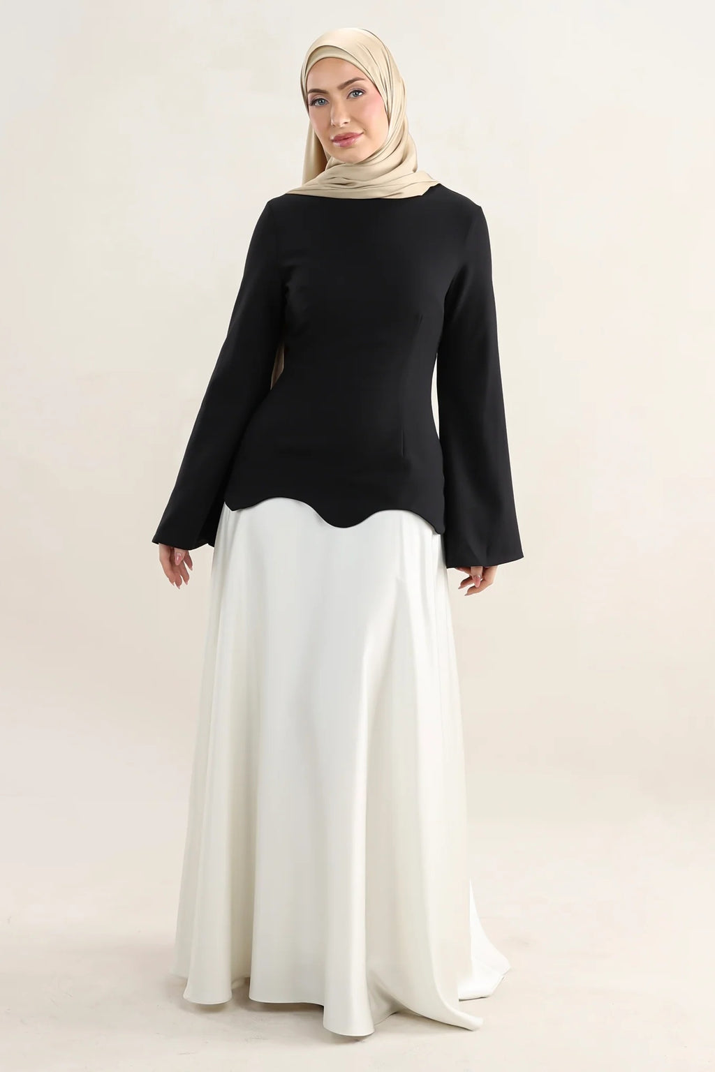 Scalloped Hemline Flared Sleeve Maxi Dress