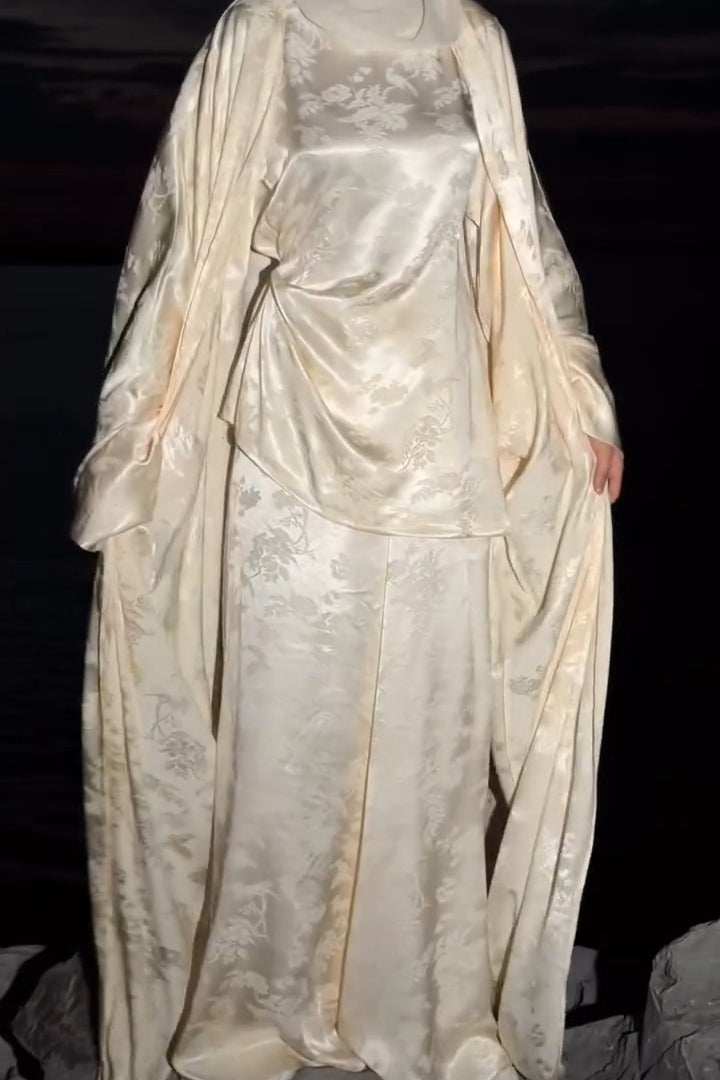 Zahra Floral Jacquard Open Abaya Set-Apricot