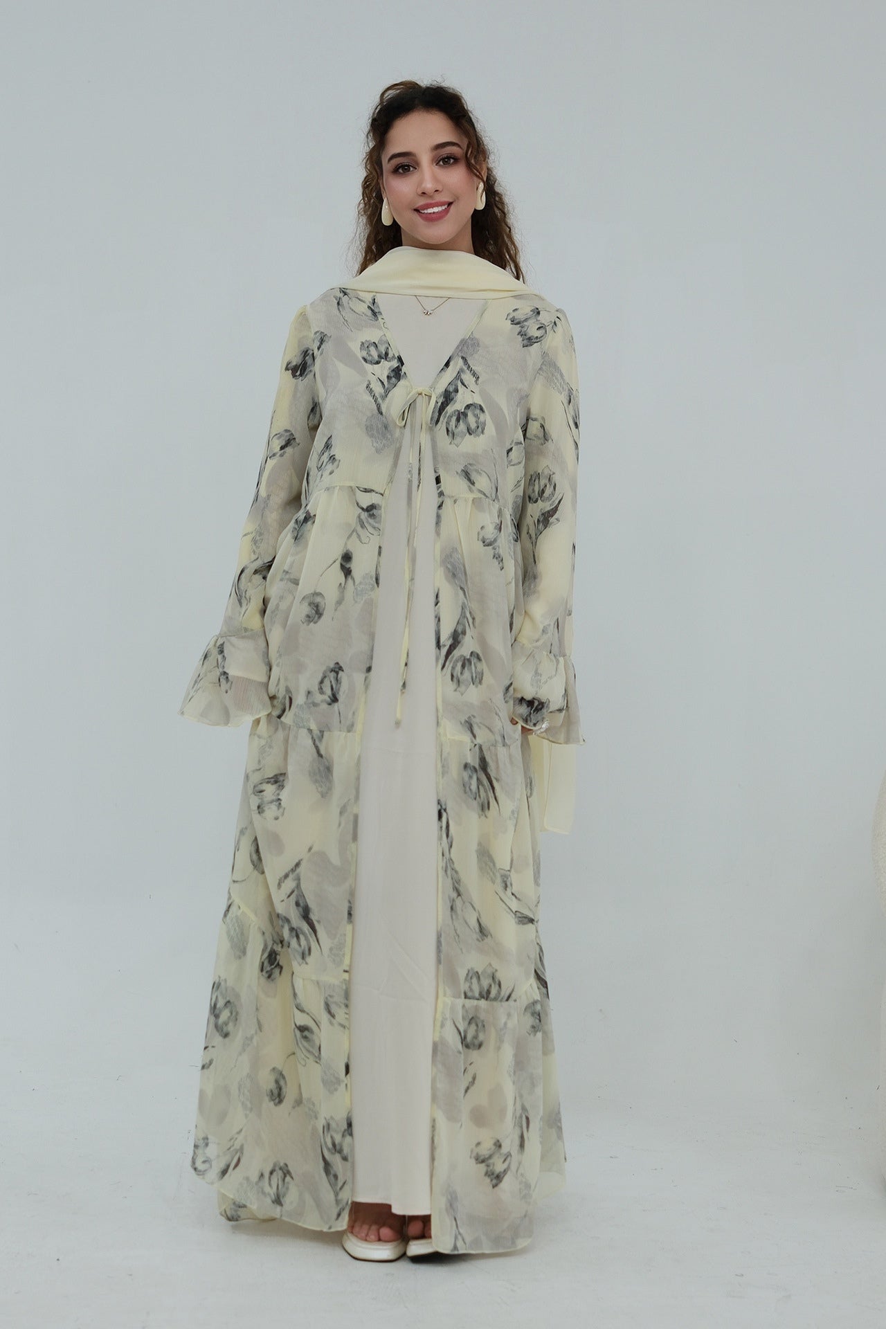Elowen Floral Tiered Open Abaya-Apricot
