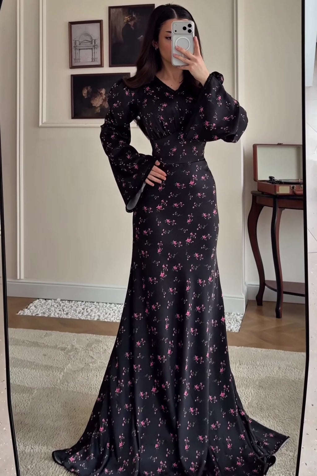 Serena V-neck Floral Flare Sleeve Mermaid Dress