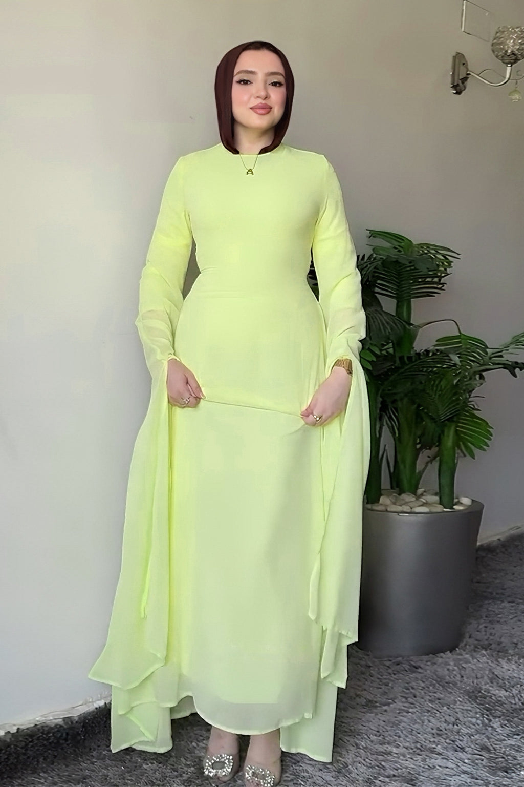 Nur Round Neck Streamer Sleeve Maxi Dress-Green