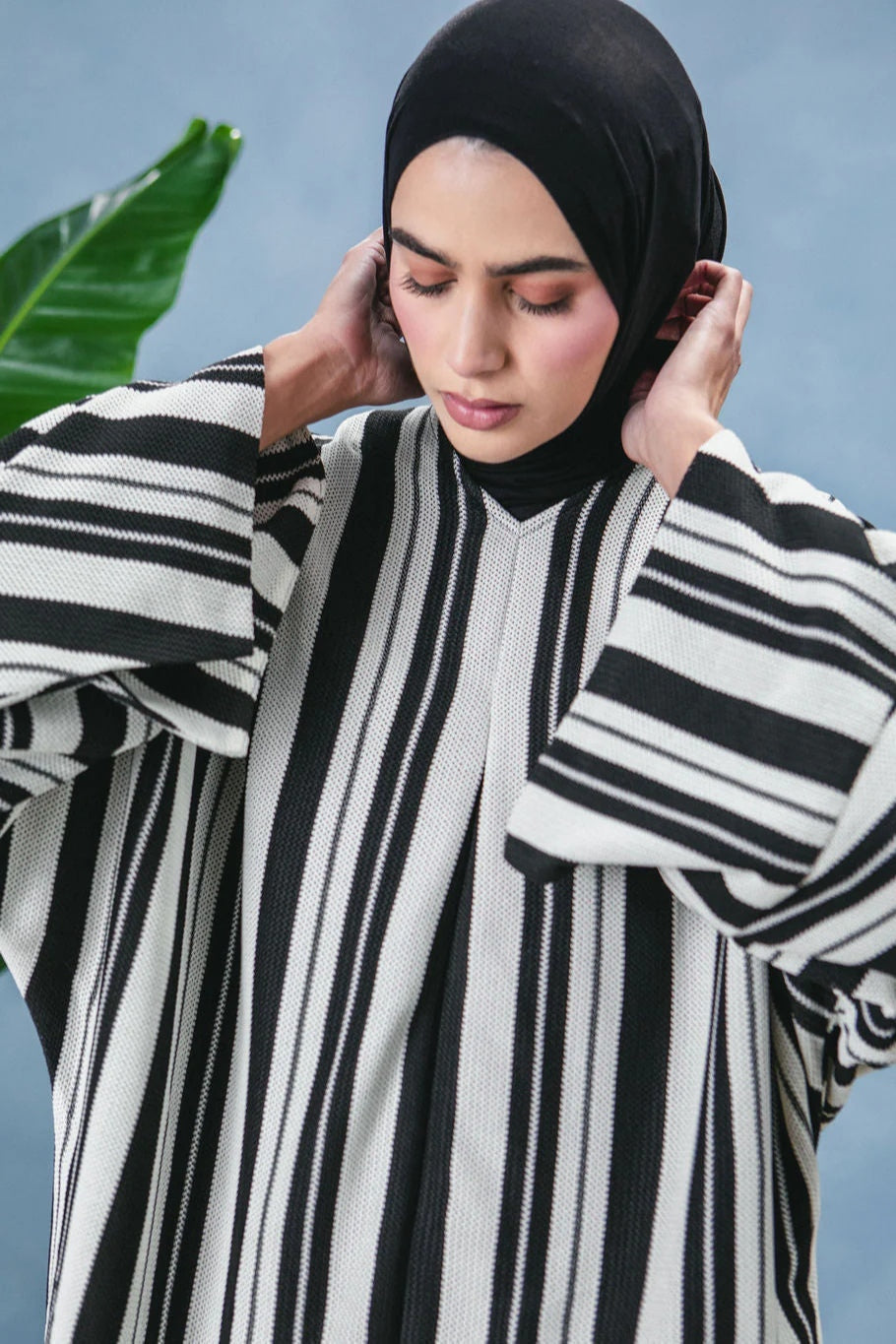 Amara Optical Stripe Kaftan