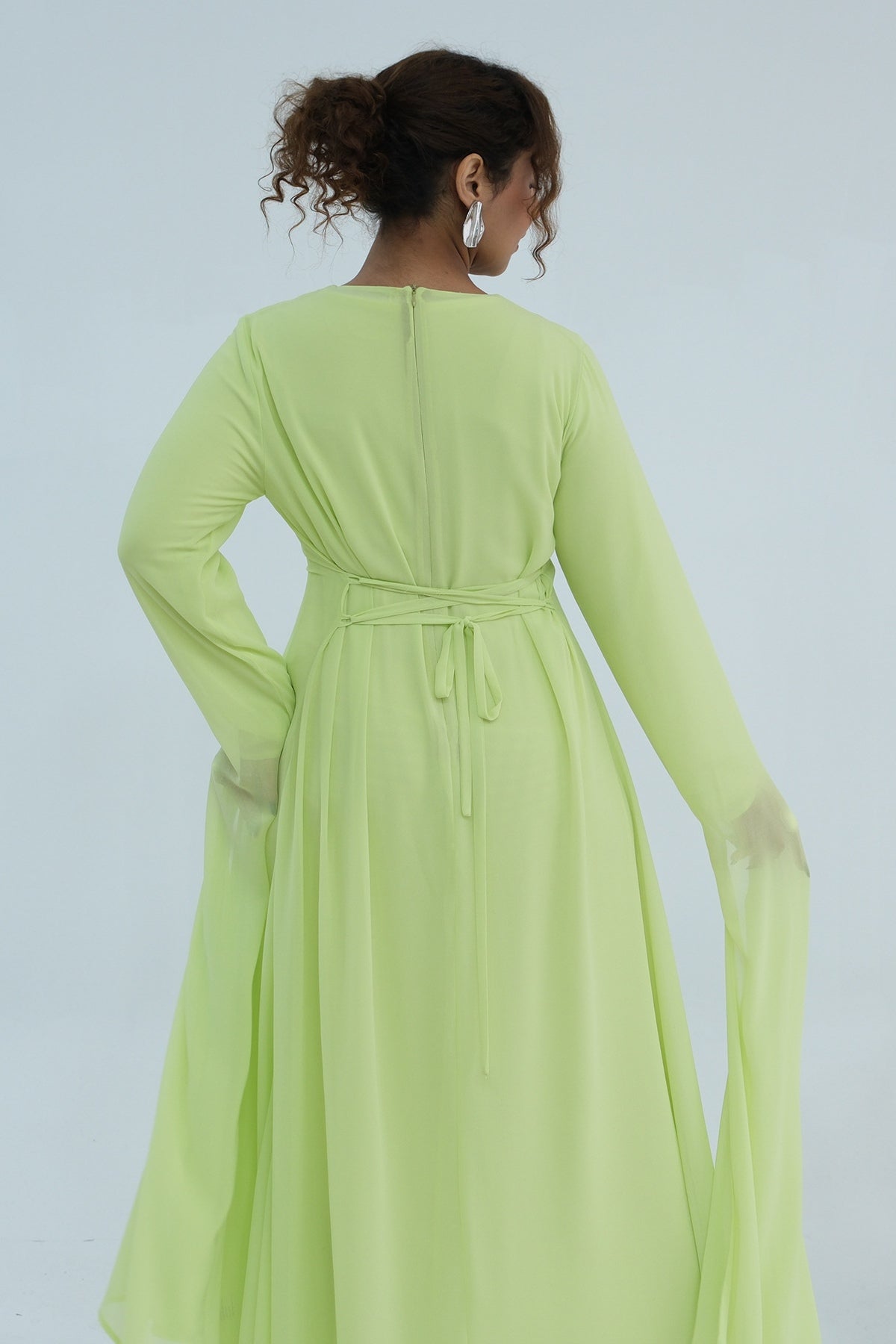 Nur Round Neck Streamer Sleeve Maxi Dress-Green