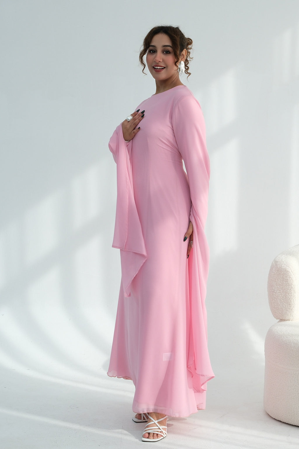 Nur Round Neck Streamer Sleeve Maxi Dress-Pink