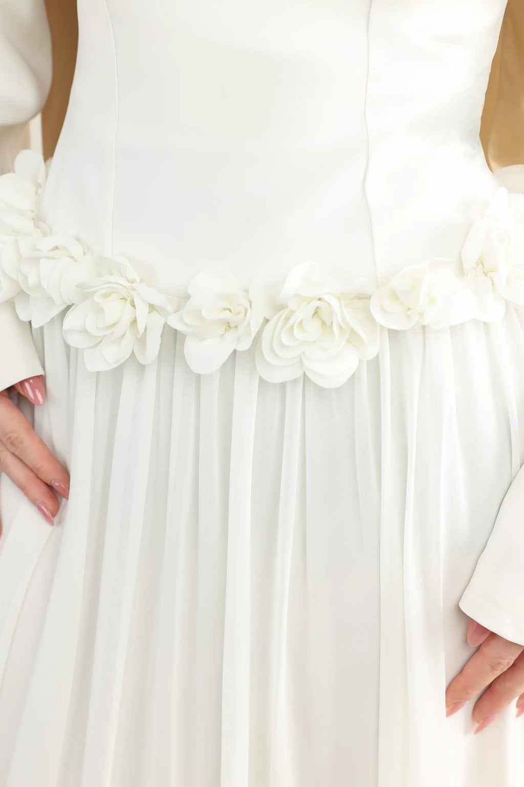 Embroidered Floral Texture Dress-White