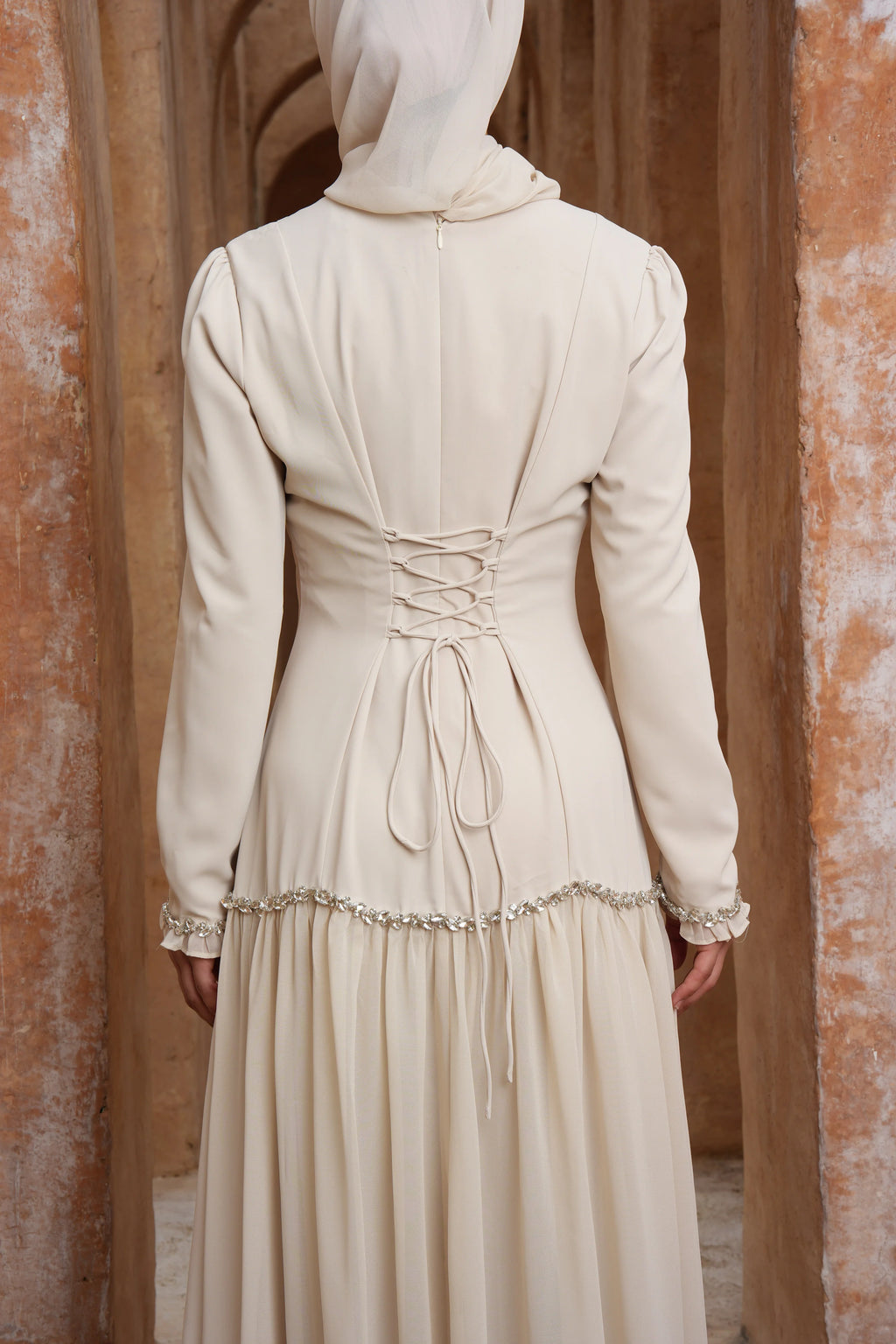 Elegant Peplum Maxi Dress with Crystal Scalloped Trim-White