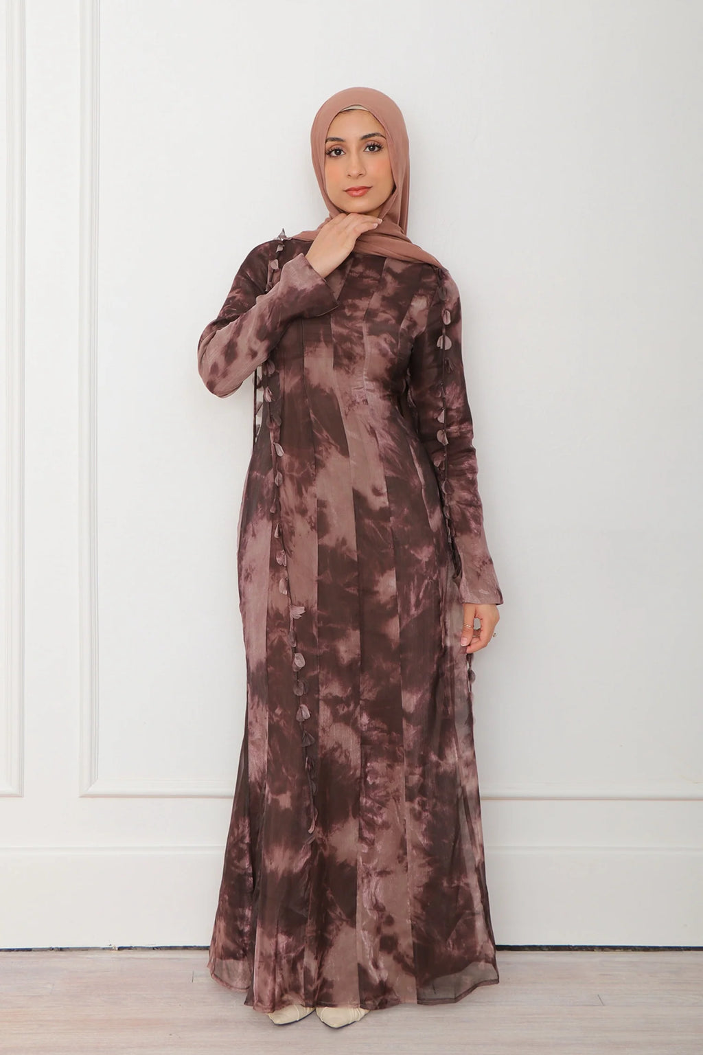 Zahra Checkered-Texture Botanical Maxi-Brown