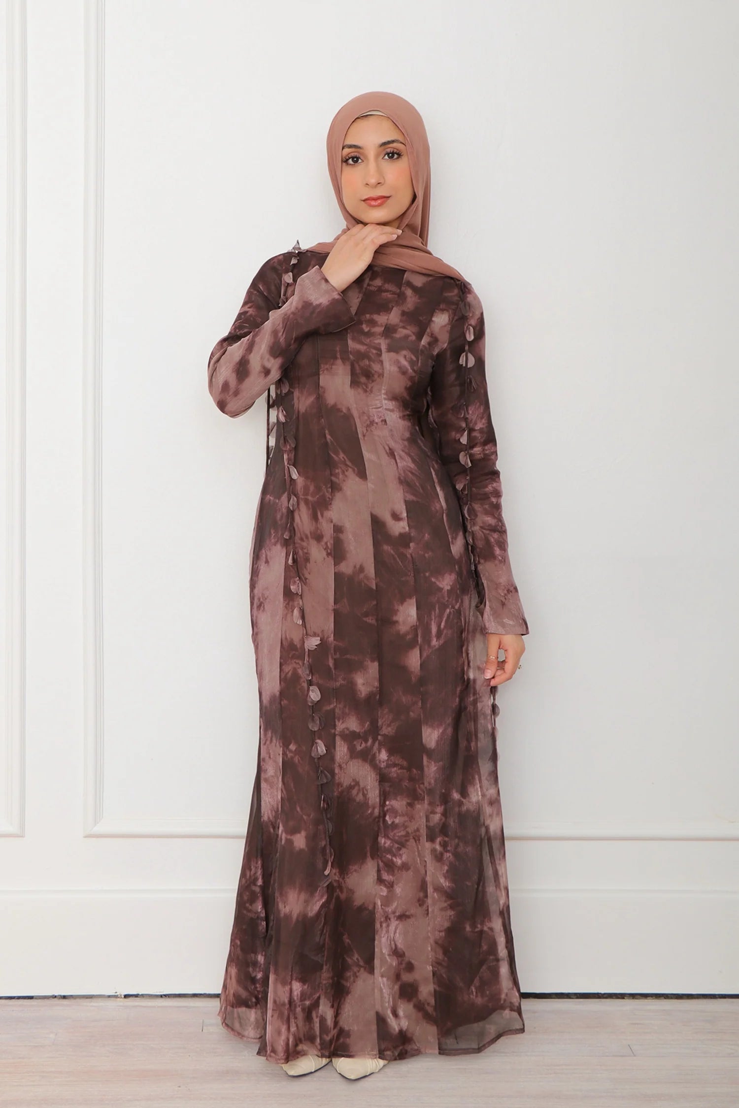 Zahra Checkered-Texture Botanical Maxi-Brown