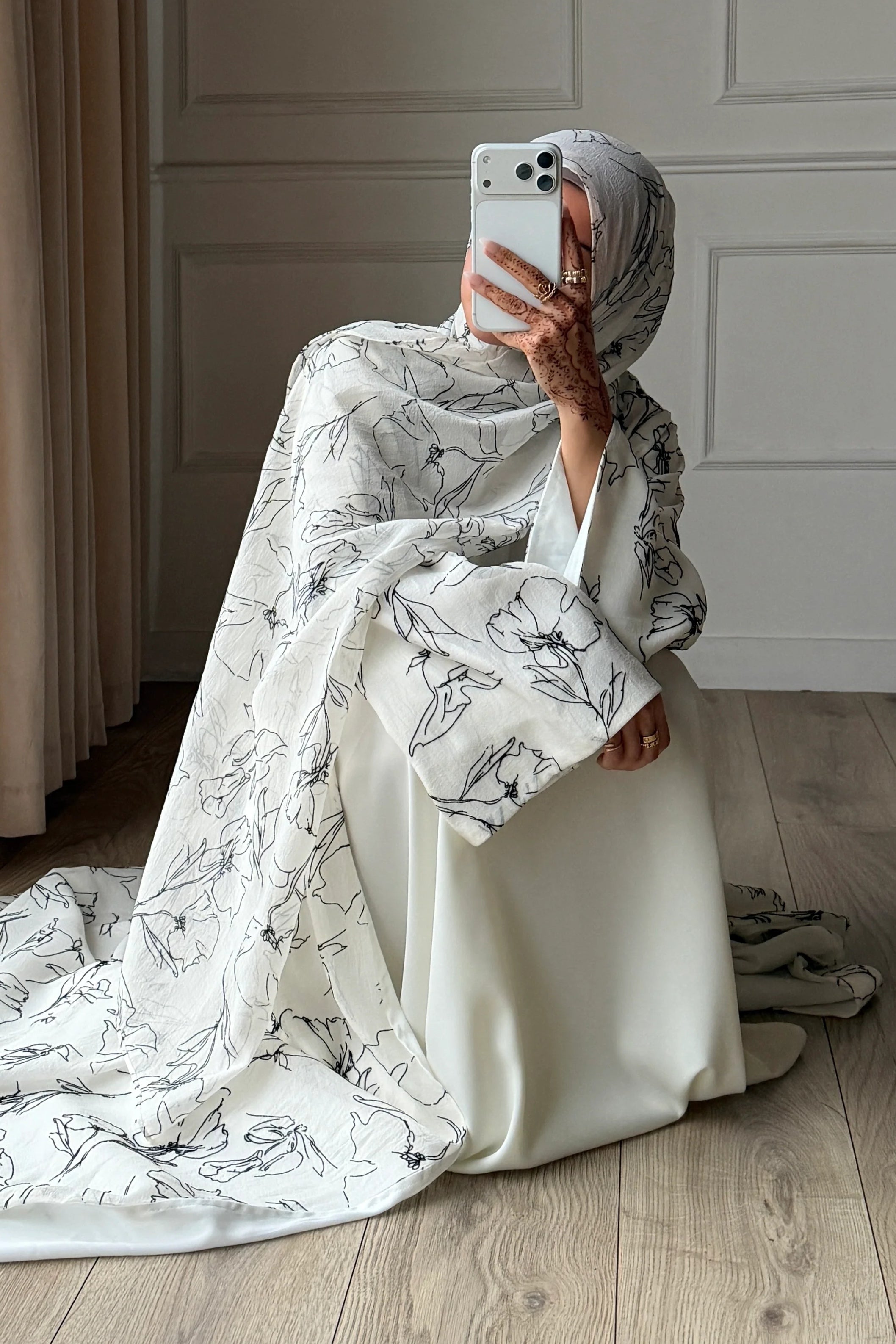 Line Art Floral Print Open Abaya & Matching Hijab Two-Piece Set
