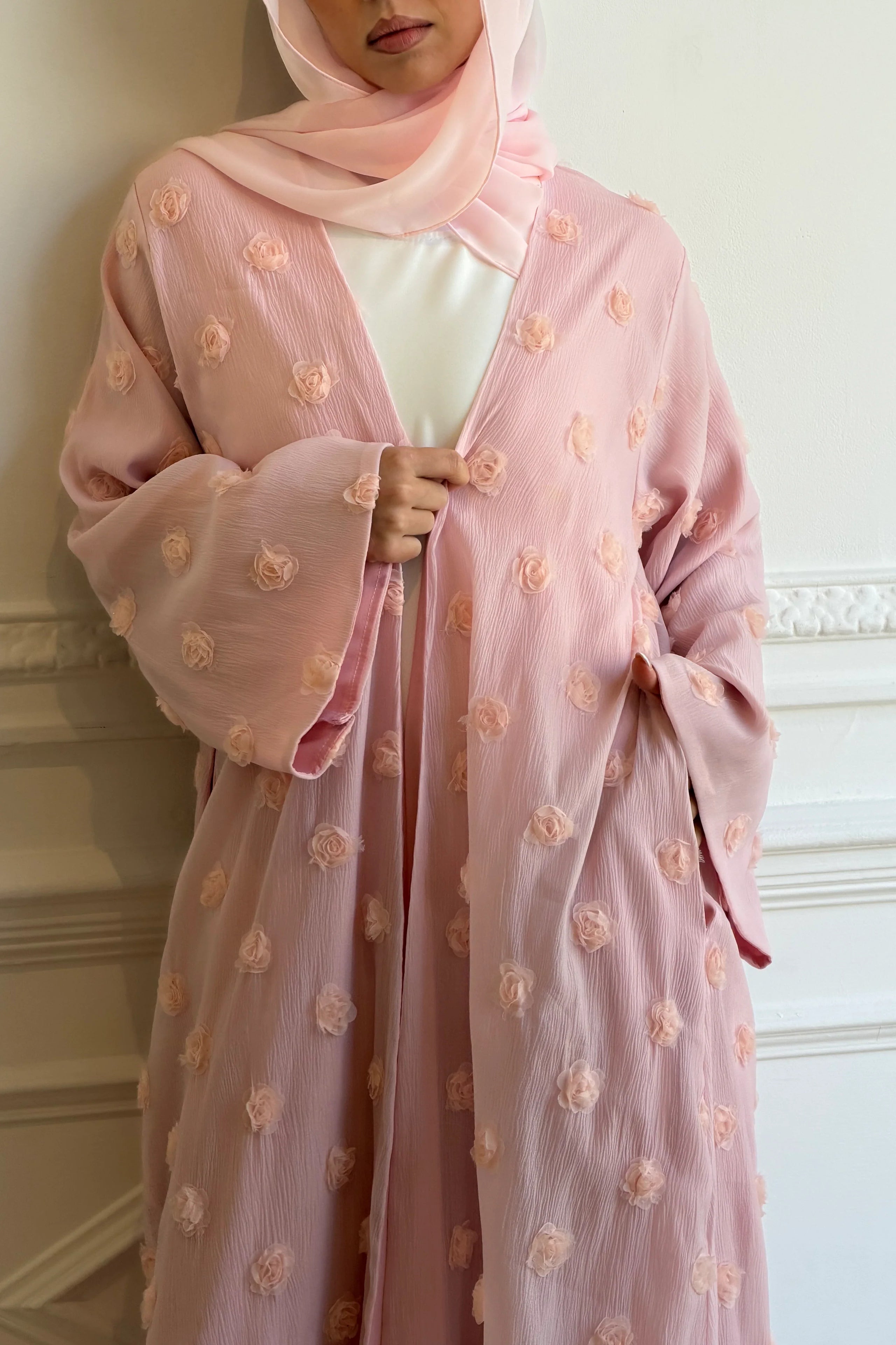 3D Floral Applique Open Abaya & Matching Hijab Two-Piece Set-Pink