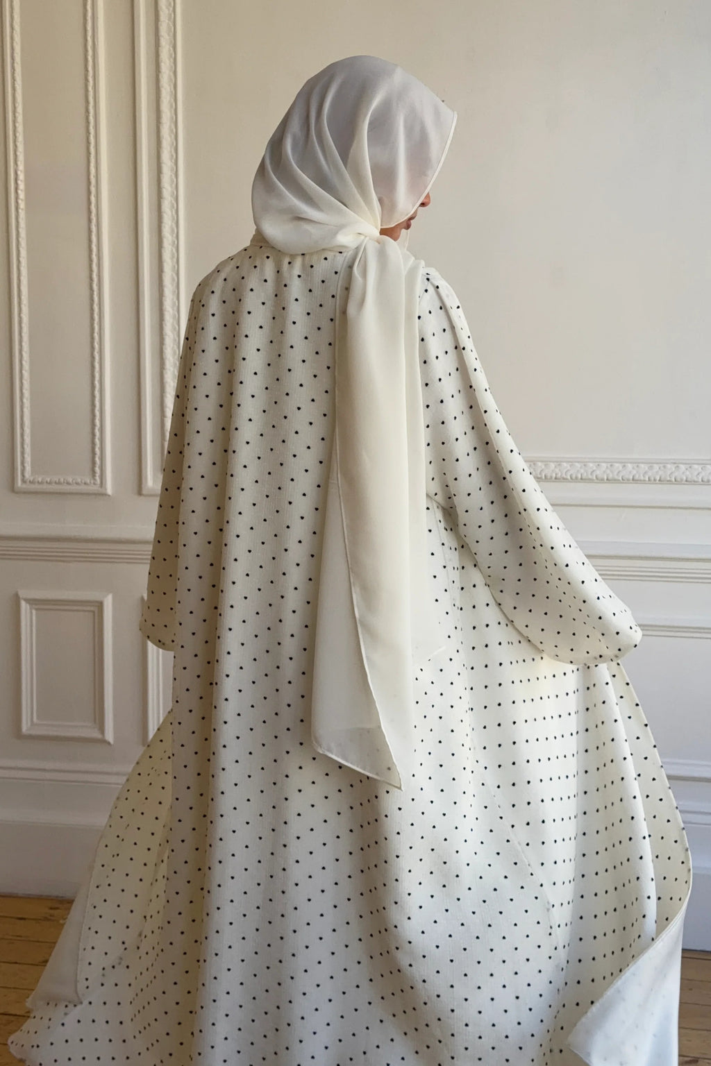 Polka Dot Open Abaya & Matching Hijab Two-Piece Set
