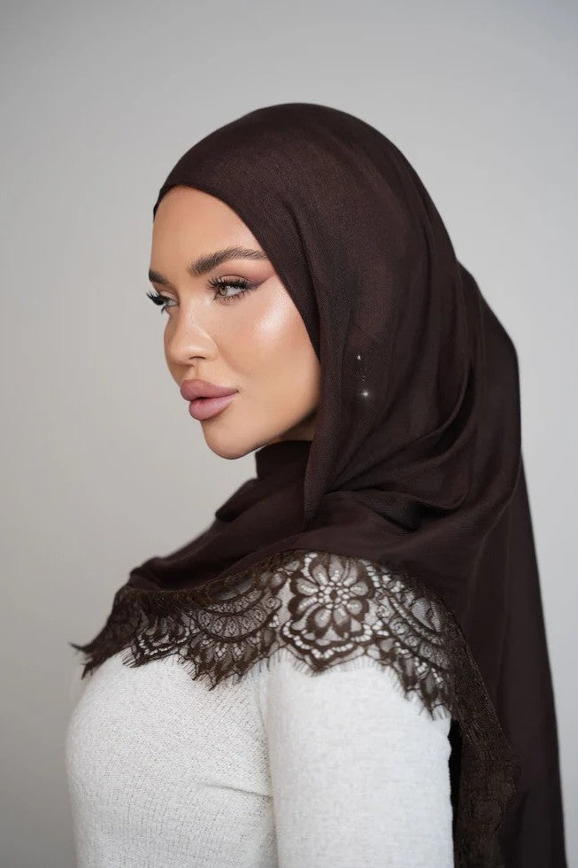 Luxury Contrast Lace-Trimmed Chiffon Hijab-Brown