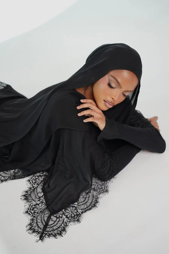 Luxury Contrast Lace-Trimmed Chiffon Hijab-Black