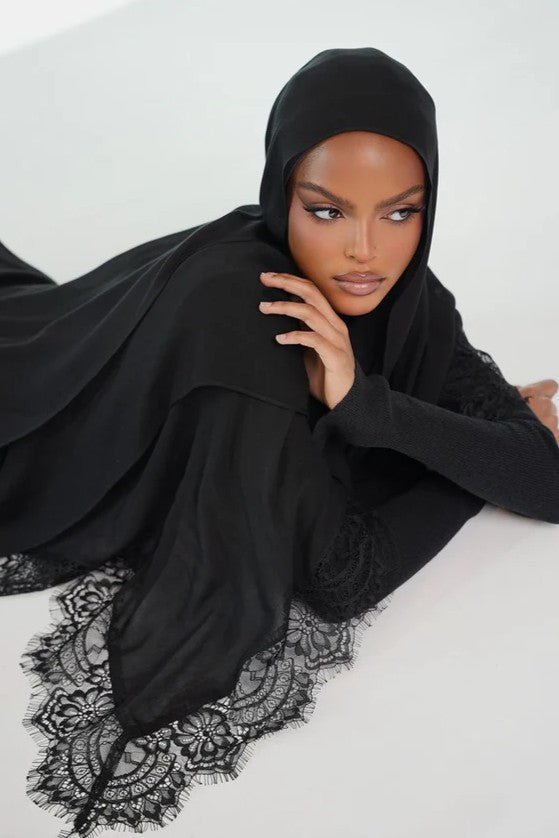 Luxury Contrast Lace-Trimmed Chiffon Hijab-Black