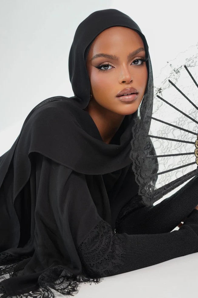 Luxury Contrast Lace-Trimmed Chiffon Hijab-Black