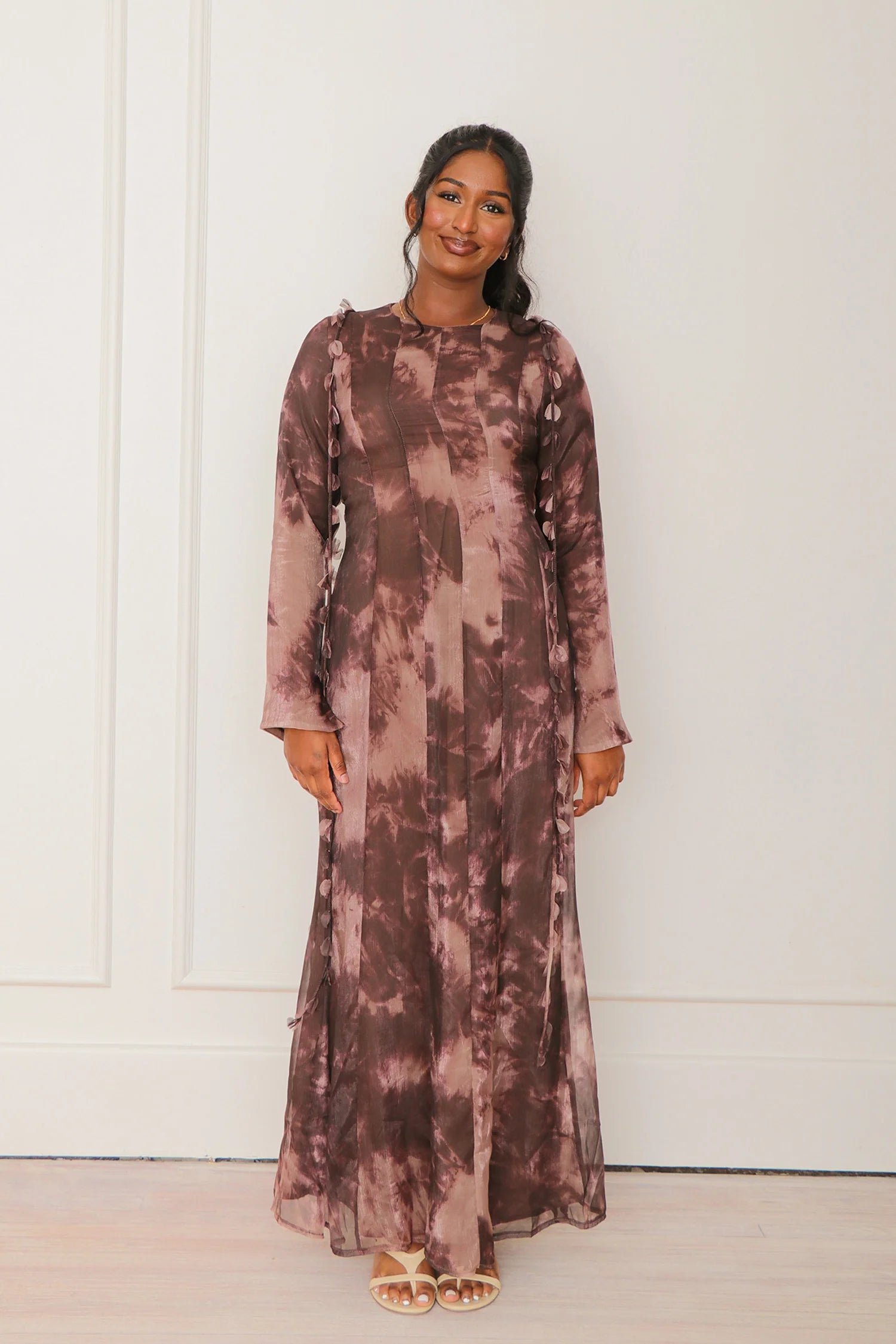 Zahra Checkered-Texture Botanical Maxi-Brown