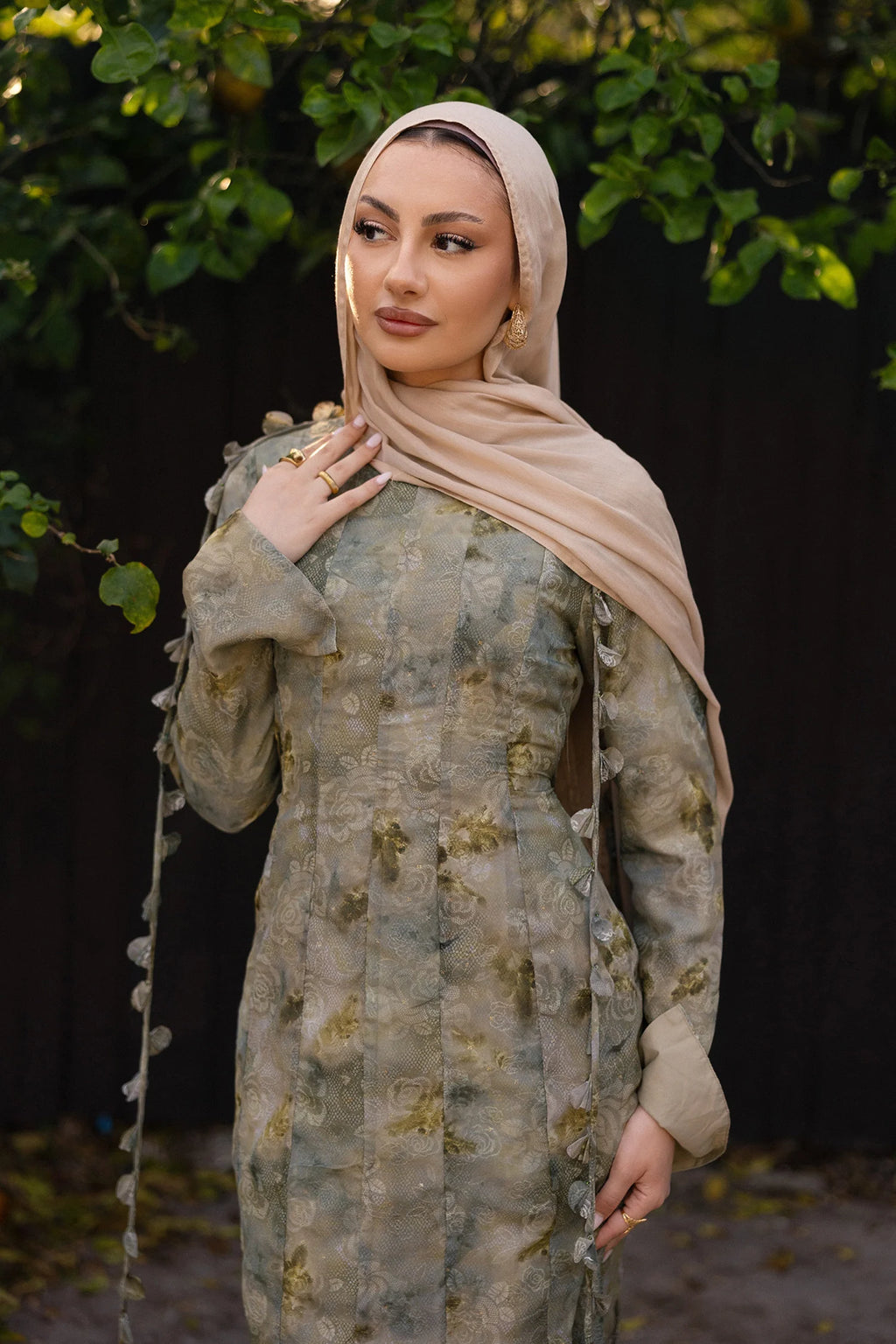 Zahra Checkered-Texture Botanical Maxi-Green