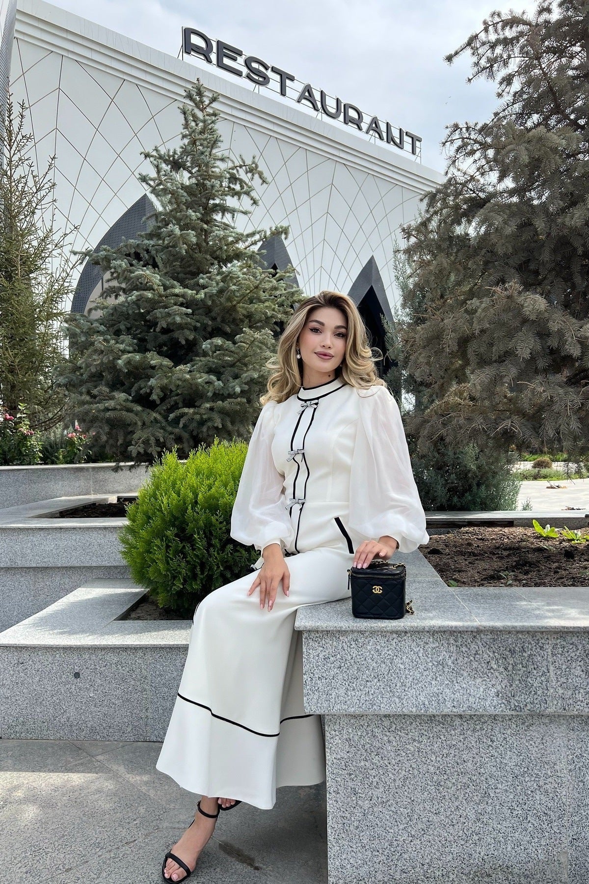 Contrast Trim Bow-Accent Maxi Dress-White