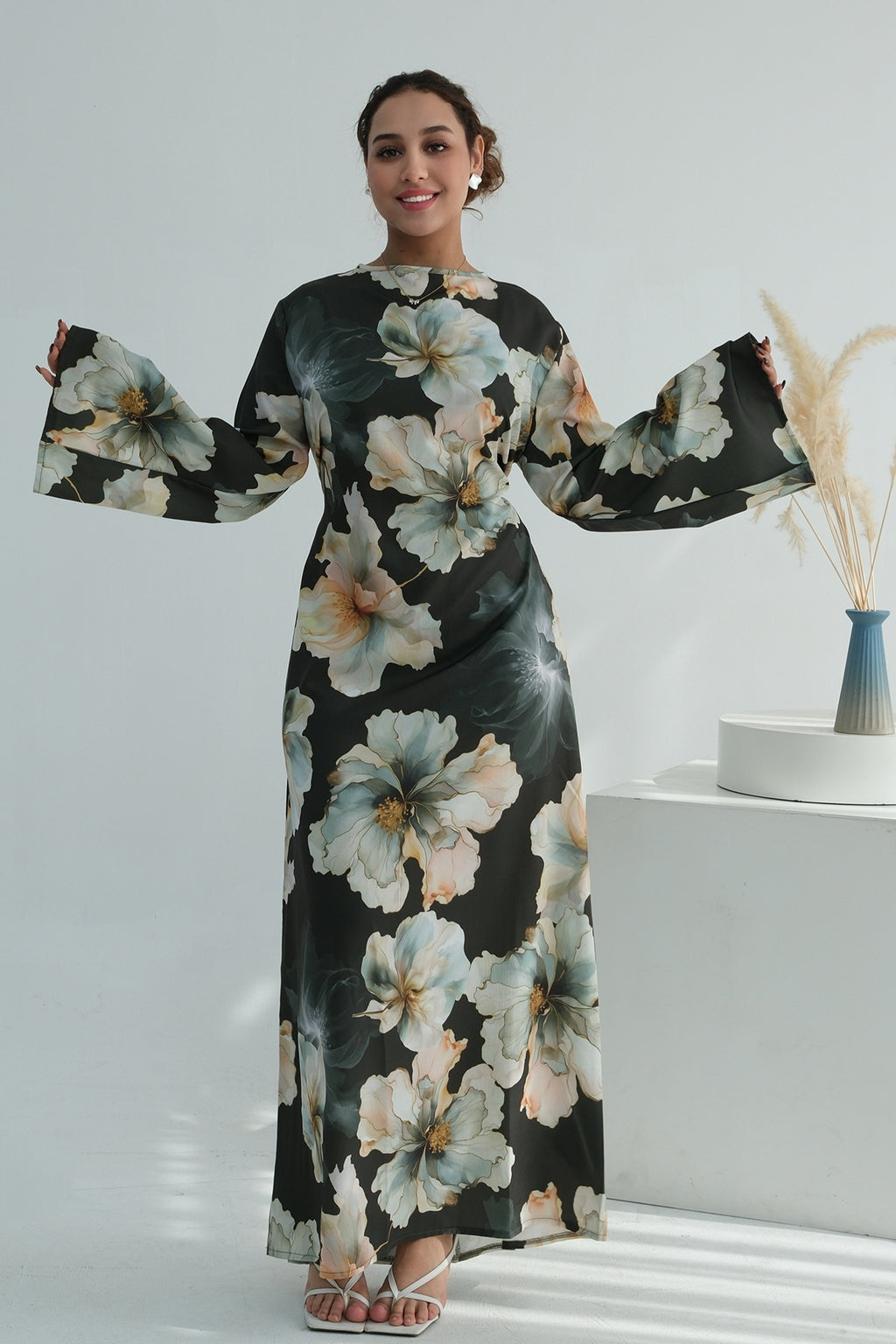 Large Floral Print Bell Sleeve Maxi Dress-Green