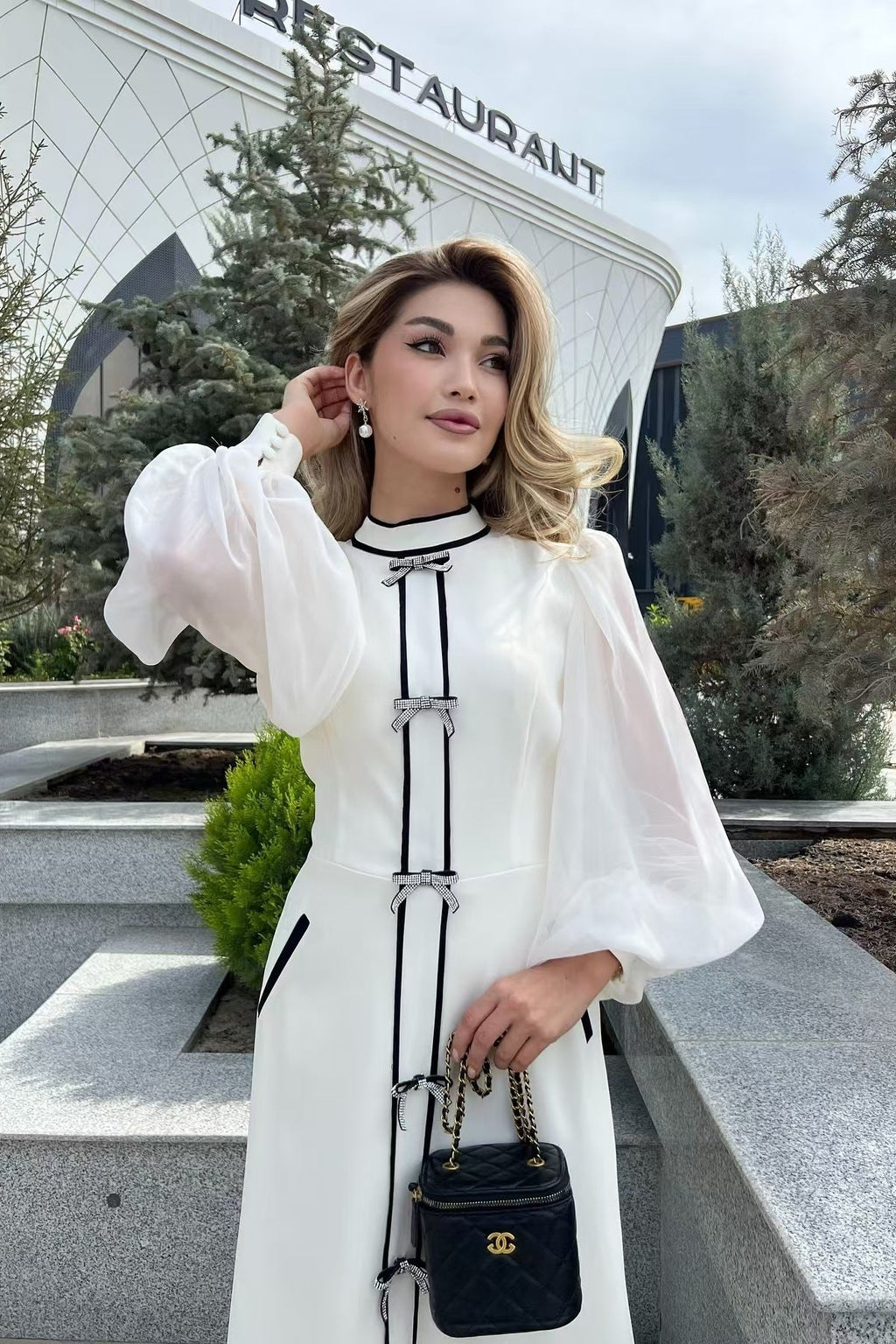 Contrast Trim Bow-Accent Maxi Dress-White