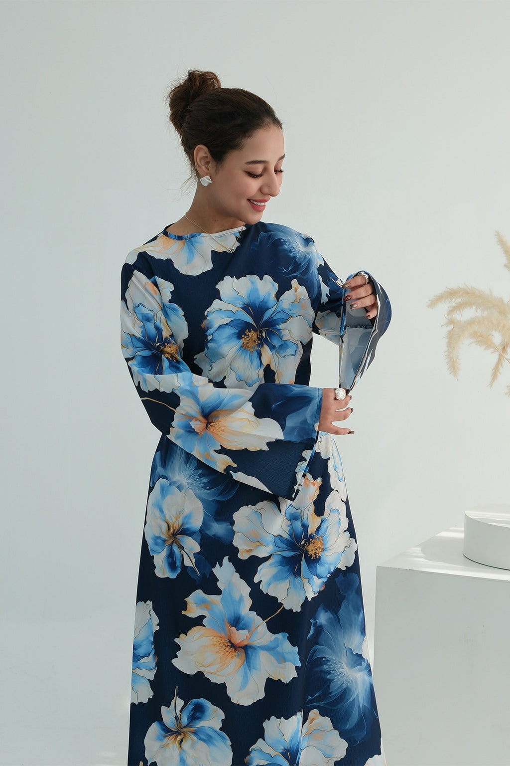 Large Floral Print Bell Sleeve Maxi Dress-DarkBlue