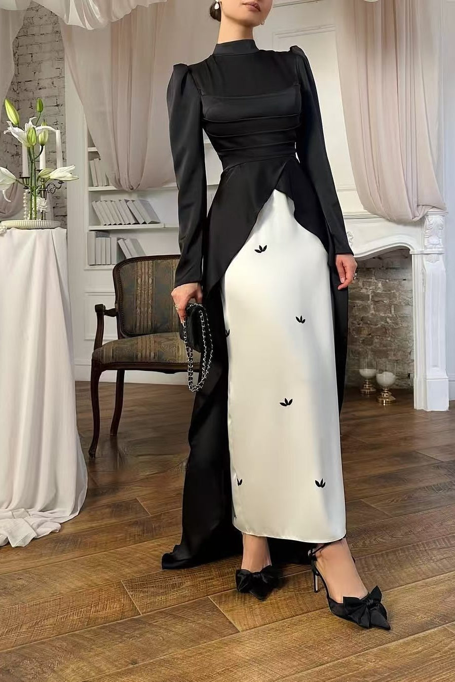High-End Deconstructed Satin Gown with Embroidered Inner Layer-Black