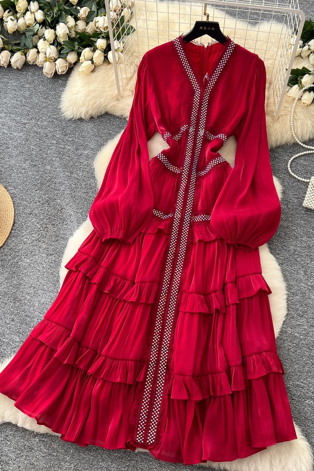 Luxury Rhinestone Embellished V-Neck Lace Patchwork Maxi Dress-Red