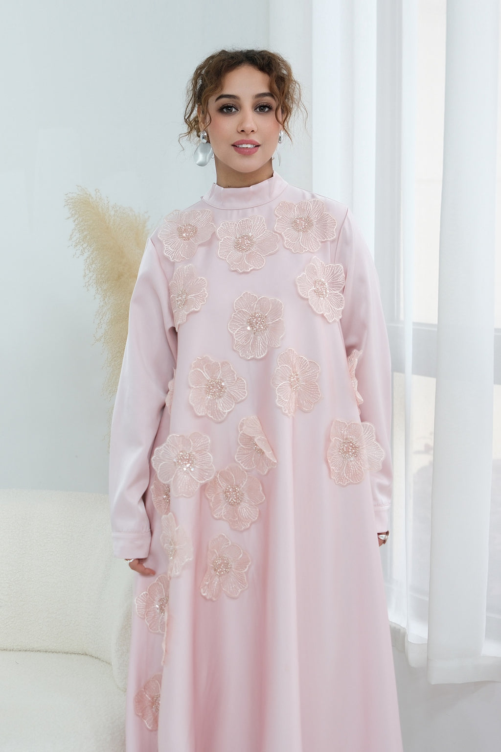 Lily Floral Applique Maxi Dress-Pink