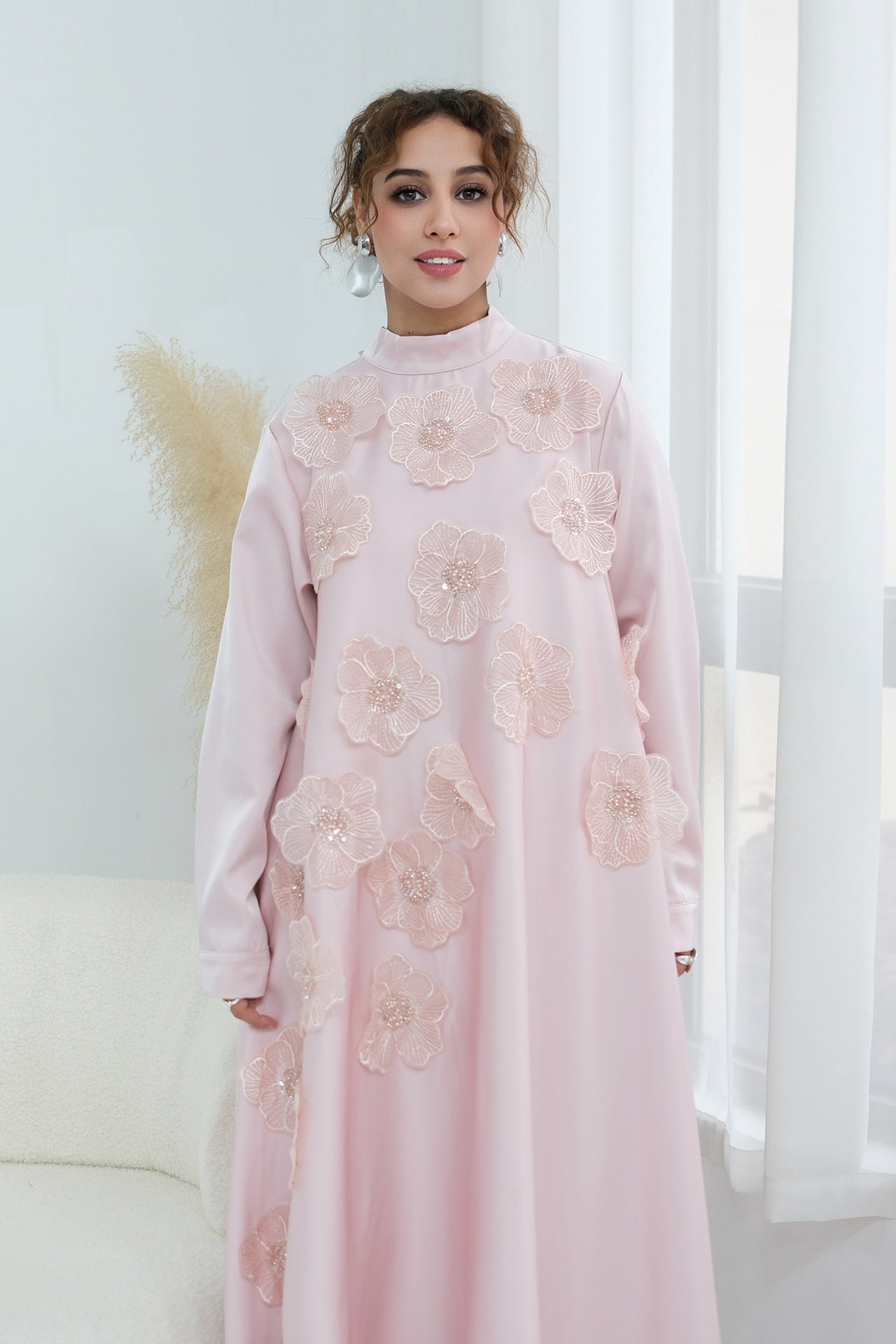 Lily Floral Applique Maxi Dress-Pink