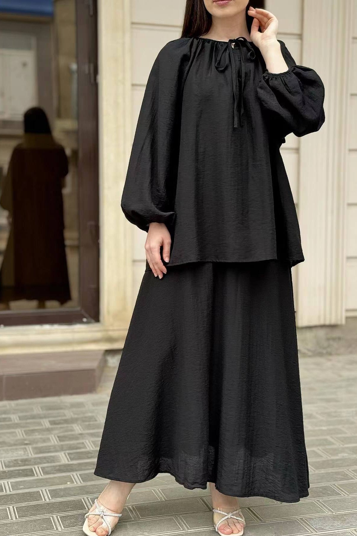 Elegant Two-Piece Crinkle Crepe Modest Set-Black