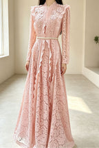 Elowen Scalloped Lace Maxi Dress-Pink