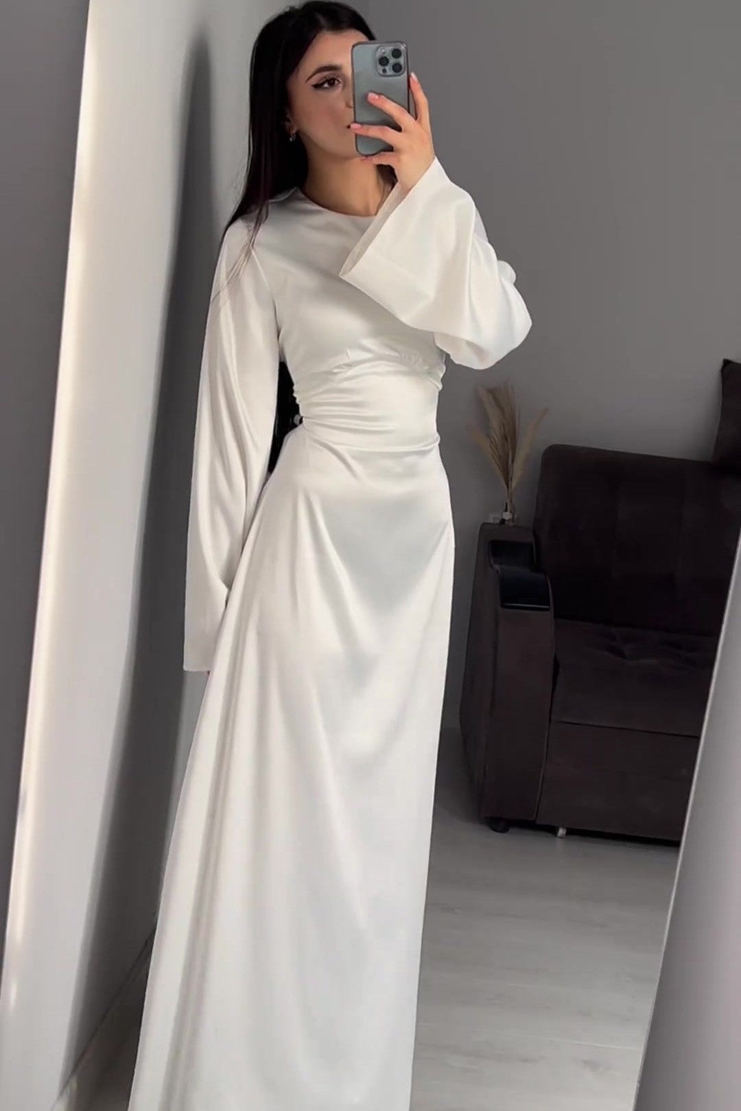 Solid Color Cinched Tie-Waist Slimming Long Sleeve Maxi Dress-White