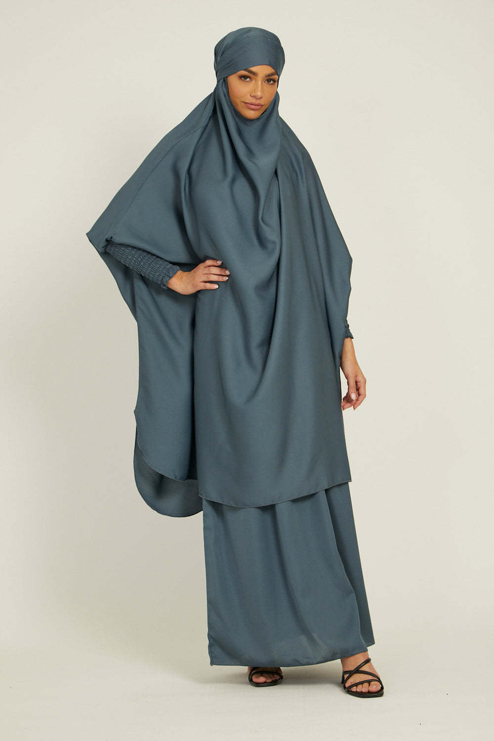 Sophisticated Integrated Hooded Abaya Set-Blue