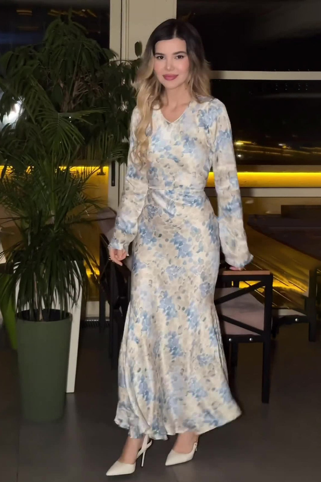 Clara Watercolor Flare Sleeve Midi Dress