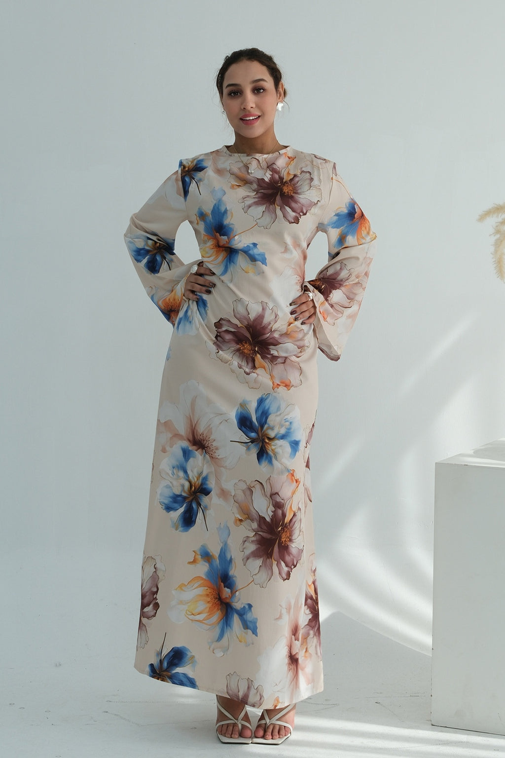 Large Floral Print Bell Sleeve Maxi Dress-White