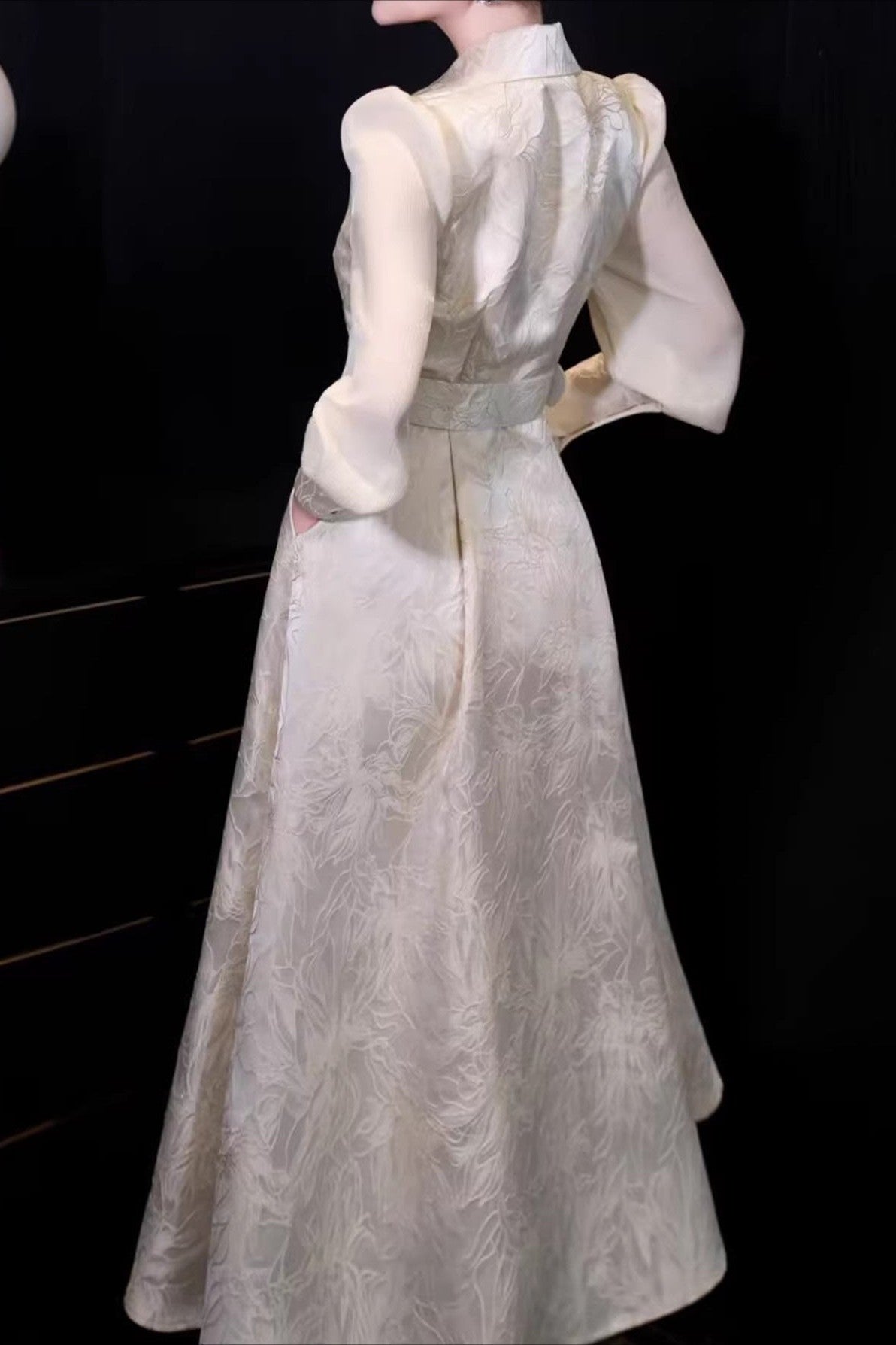 Sophisticated Slim-Fit Tailored Modest Maxi Dress-Apricot