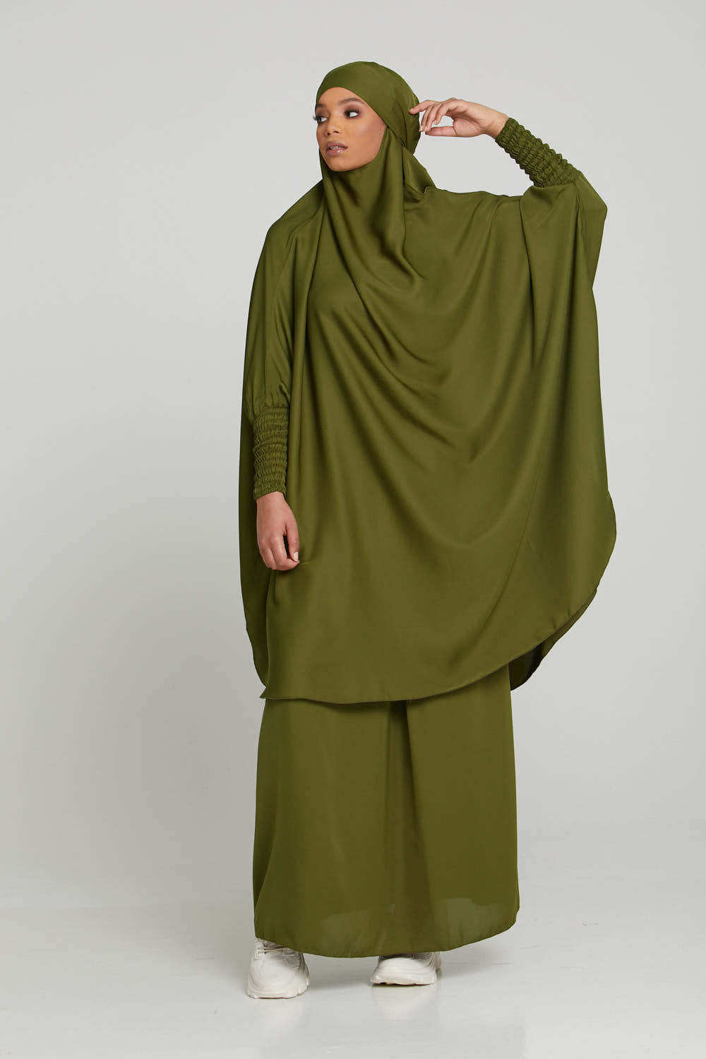 Sophisticated Integrated Hooded Abaya Set-Green